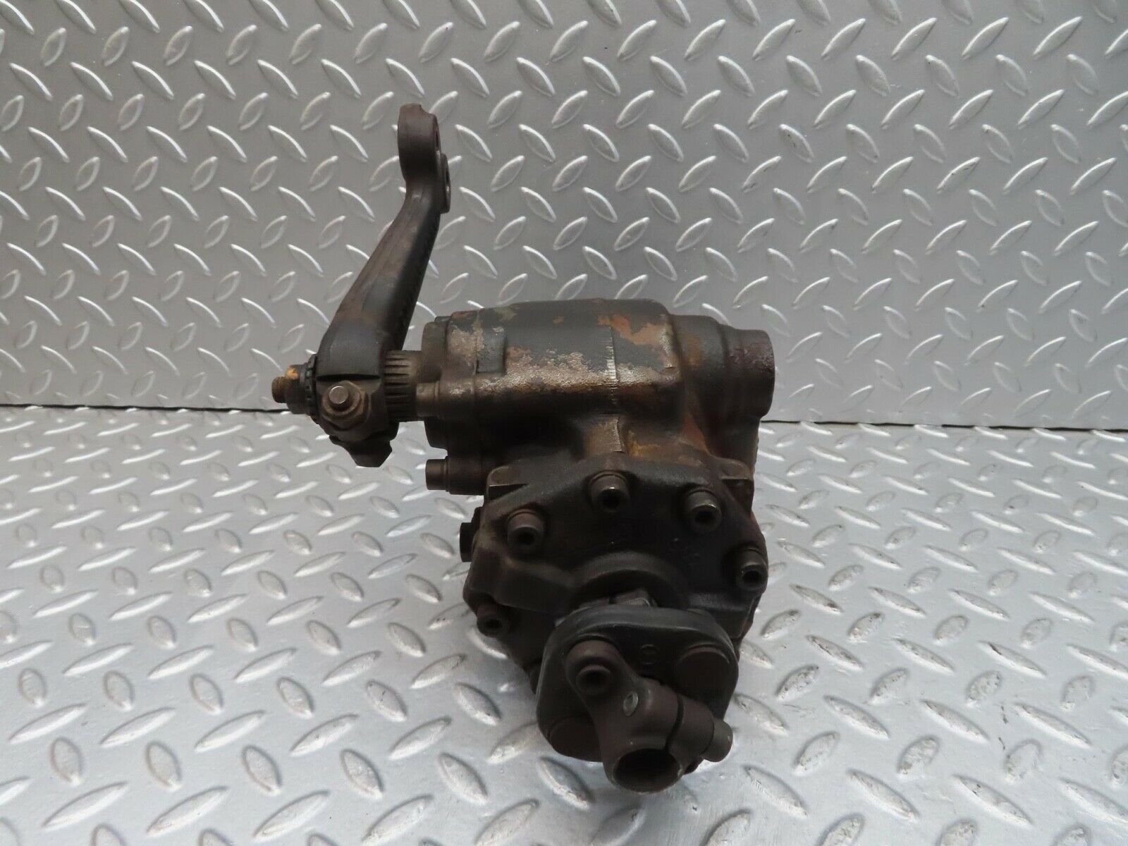 12208 Mercedes-Benz R129 300SL Coupe Steering Box 1294611001