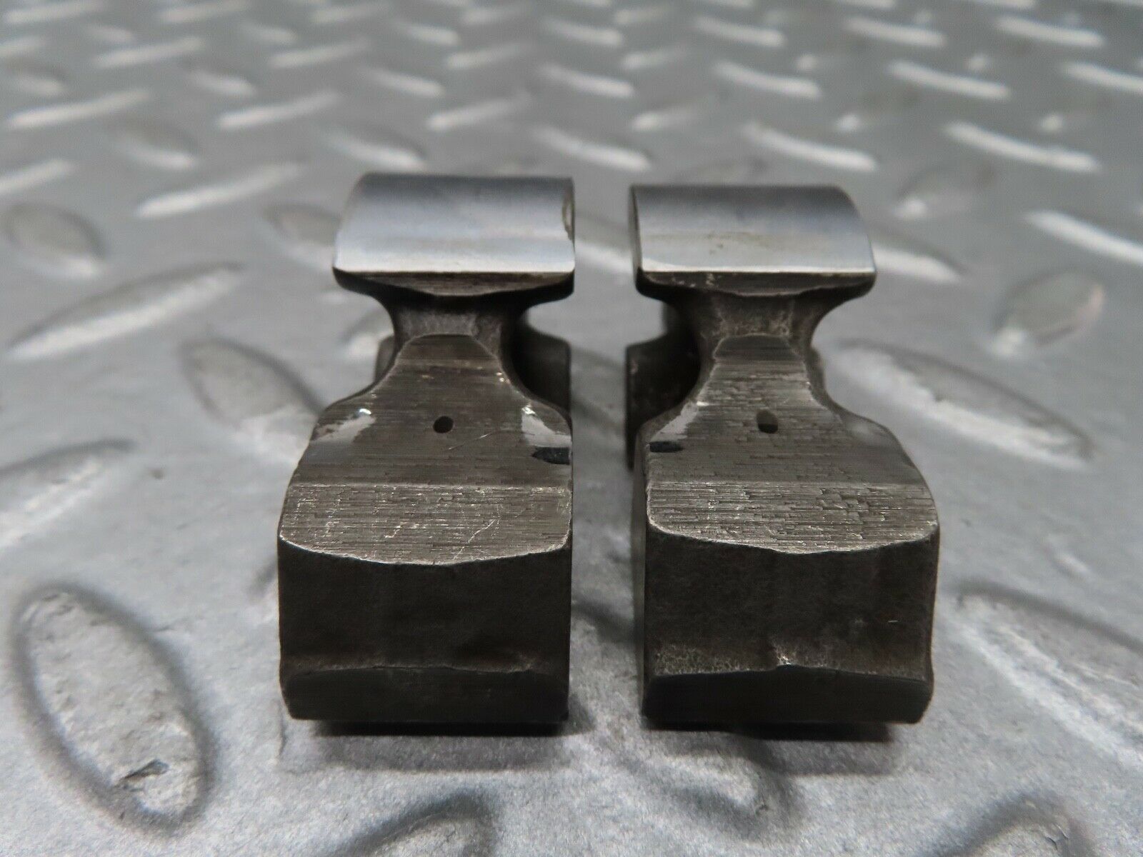 16955 Mercedes-Benz C123 280CE Coupe Valve Rocker Arm With Retaining Spring