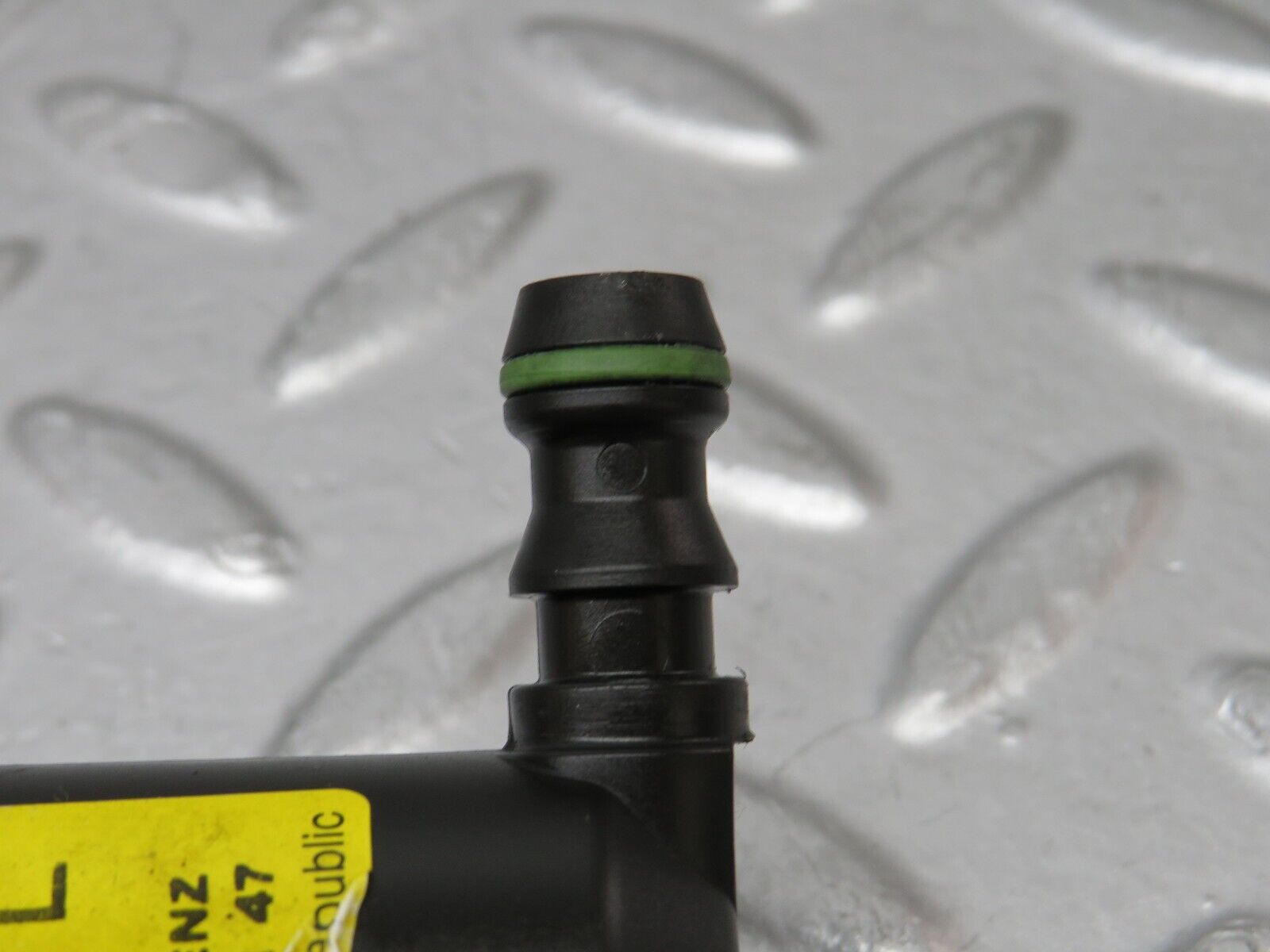 35155 Mercedes-Benz W221 Headlight Washer Nozzle Left 2218600147 0308011037