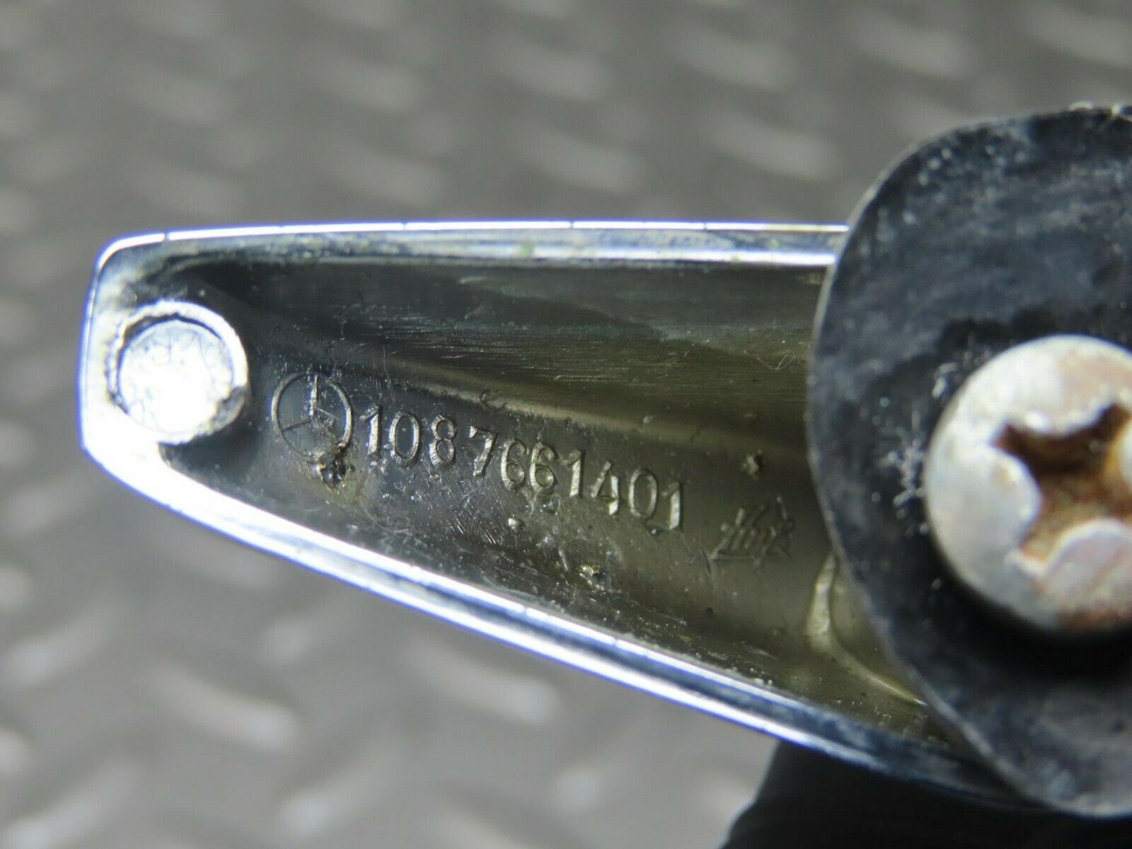 8798 Mercedes-Benz W108 Chrome Door Handle Front Right No Key 1087661401