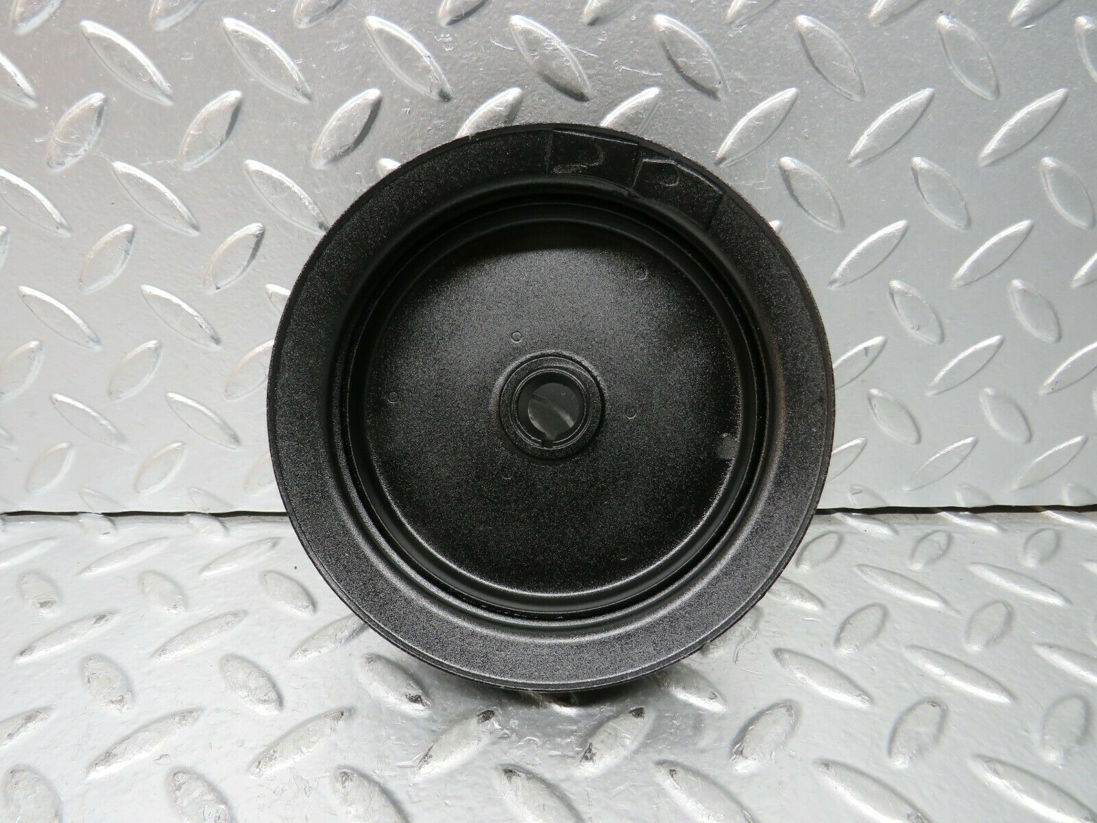 23370 Mercedes-Benz W116 350SE Power Steering Pump Pulley