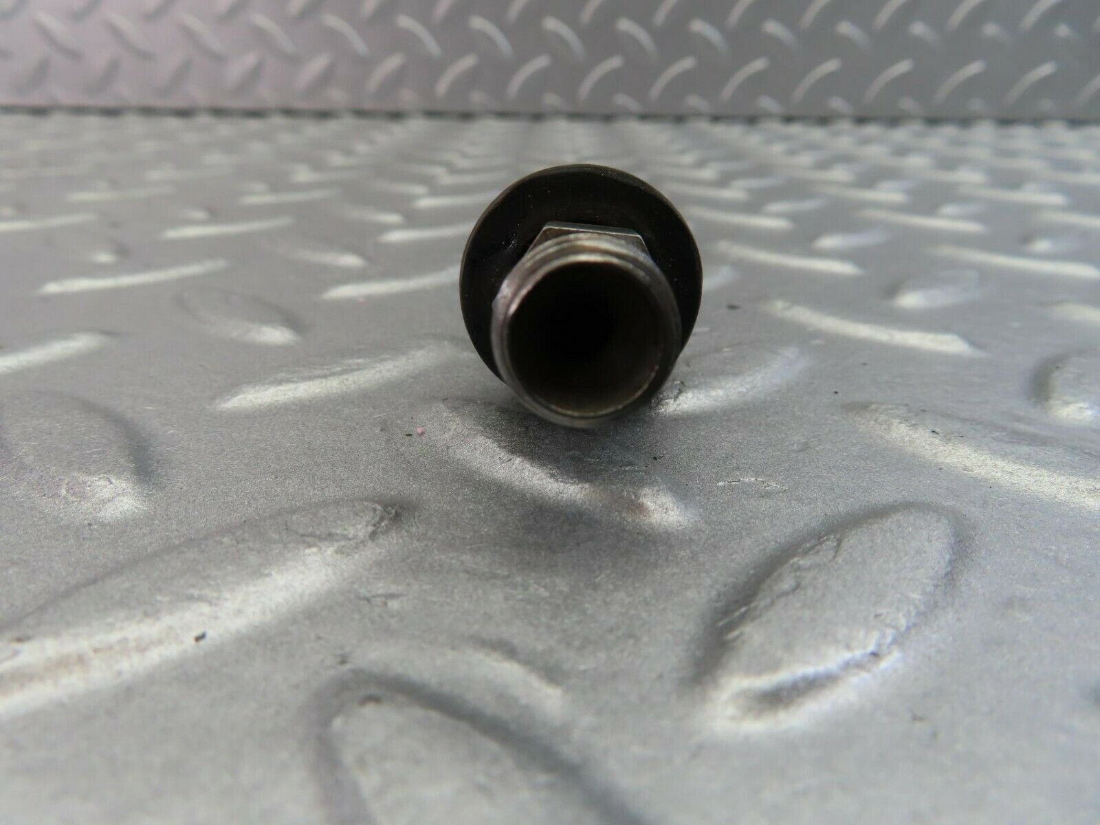 9802 Mercedes-Benz C123 280CE Coupe Fuel Injector Bosch 0437502010