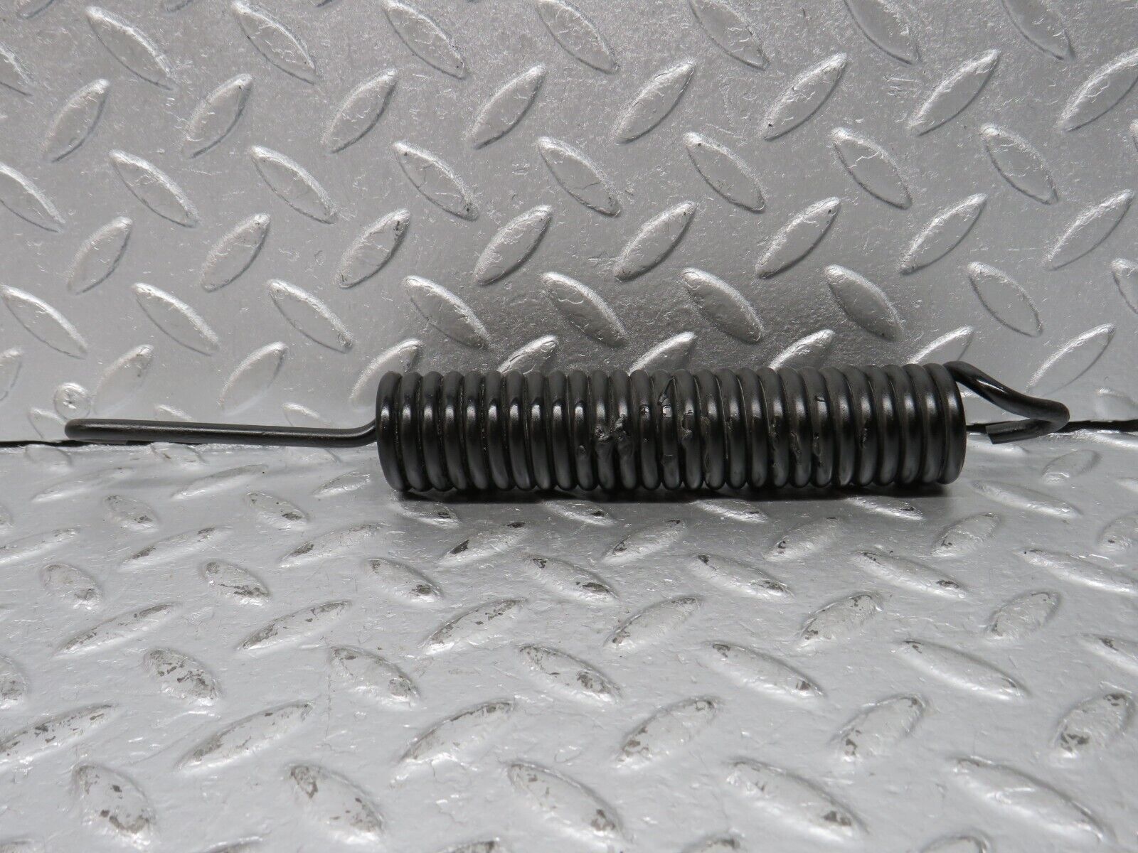 40546 Mercedes-Benz W123 300D Bonnet Hinge Spring