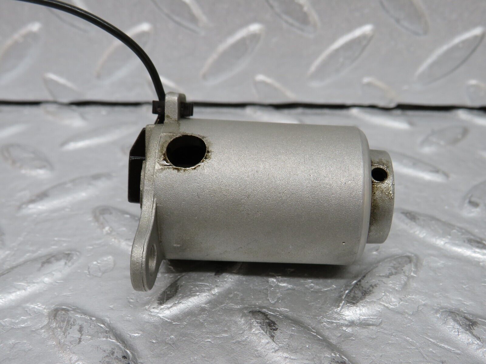 37112 Mercedes-Benz C126 420SEC Coupe Oil Lever Sensor Hella 1265420817