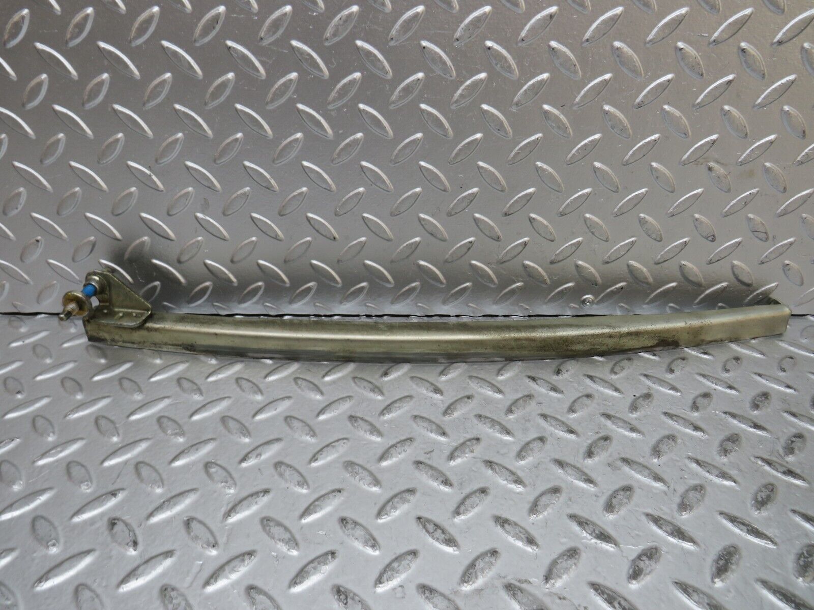 29193 Mercedes-Benz C124 320CE Coupe Right Door Window Channel
