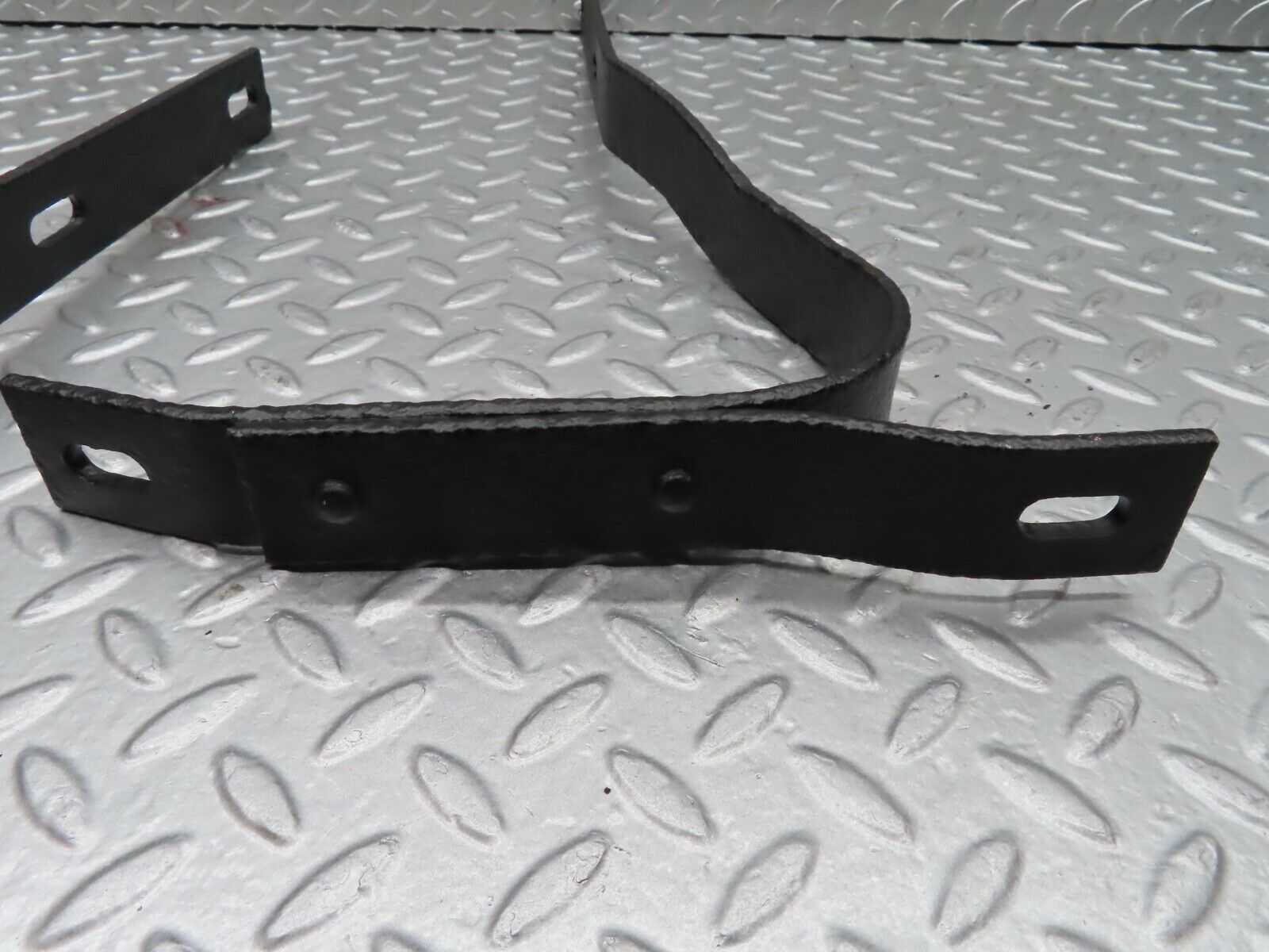 19793 Mercedes-Benz W121 190b Ponton Rear Bumper Bracket Holder