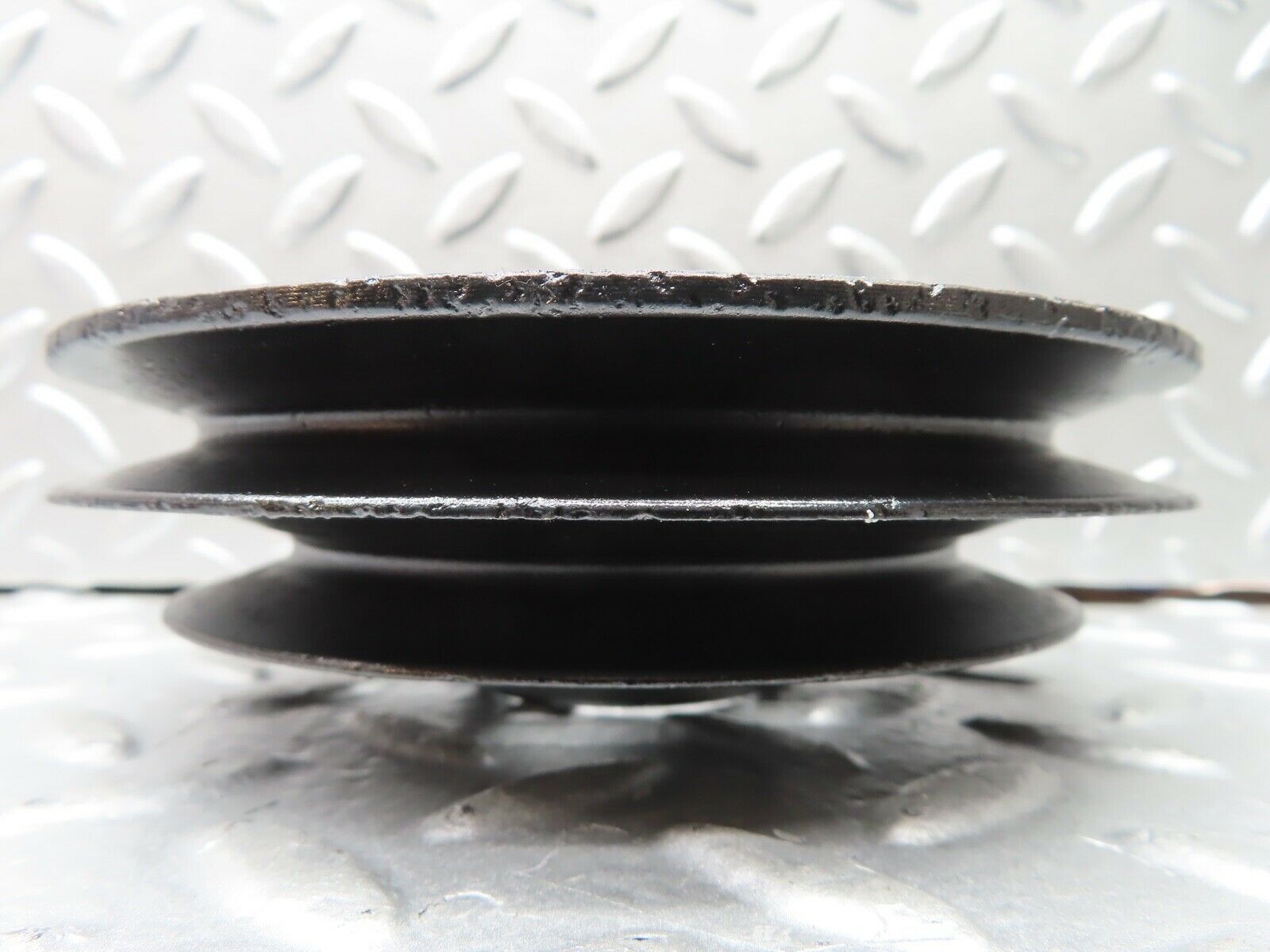 20886 Mercedes-Benz W114 250CE Coupe Crankshaft Pulley