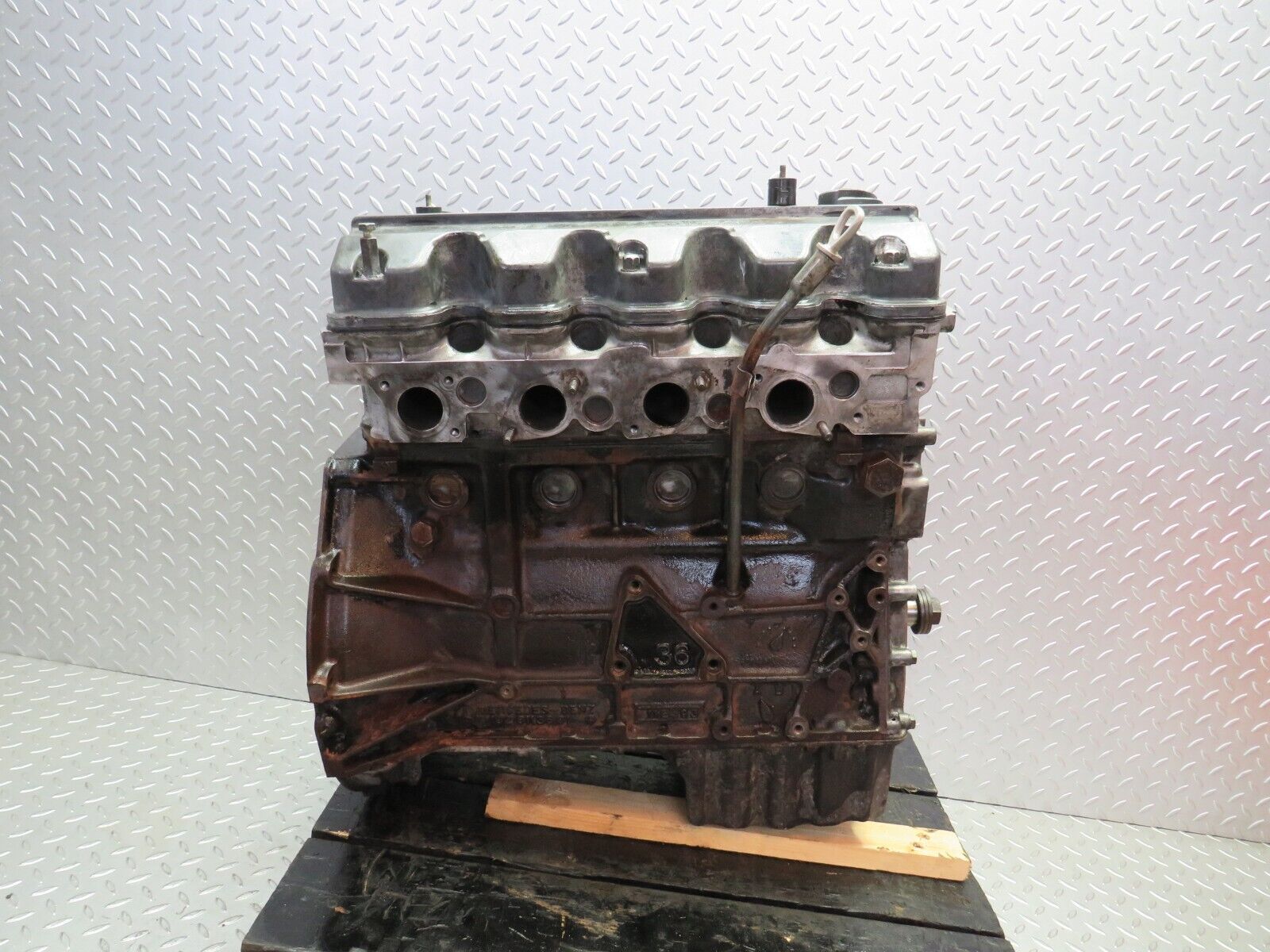 31901 Mercedes-Benz W201 190LE 1.8L Complete Engine 1020113601 M102.910