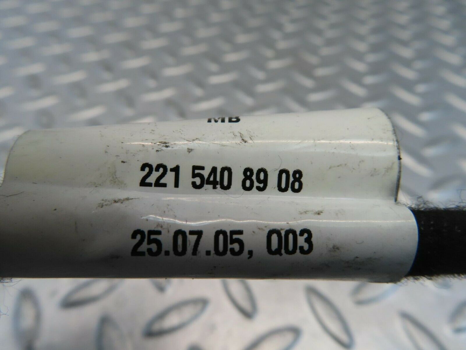 11156 Mercedes-Benz W221 S320 Rear Right Door Wiring Loom 2215408908