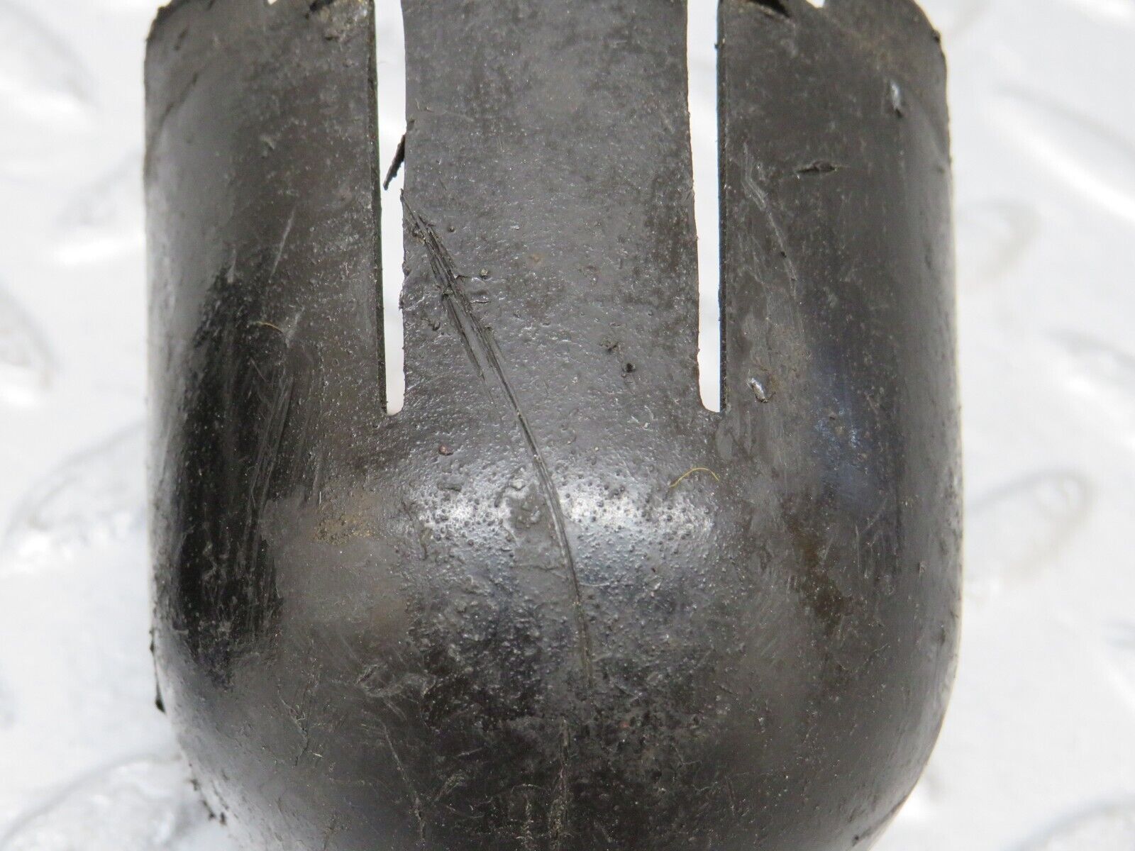 35754 Mercedes-Benz W108 Rear Shock Absorber Top Plastic Cap 2x