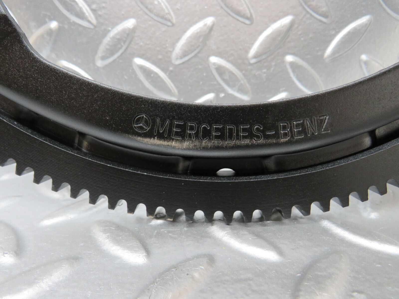 25538 Mercedes-Benz W123 200 Flywheel Starter Ring