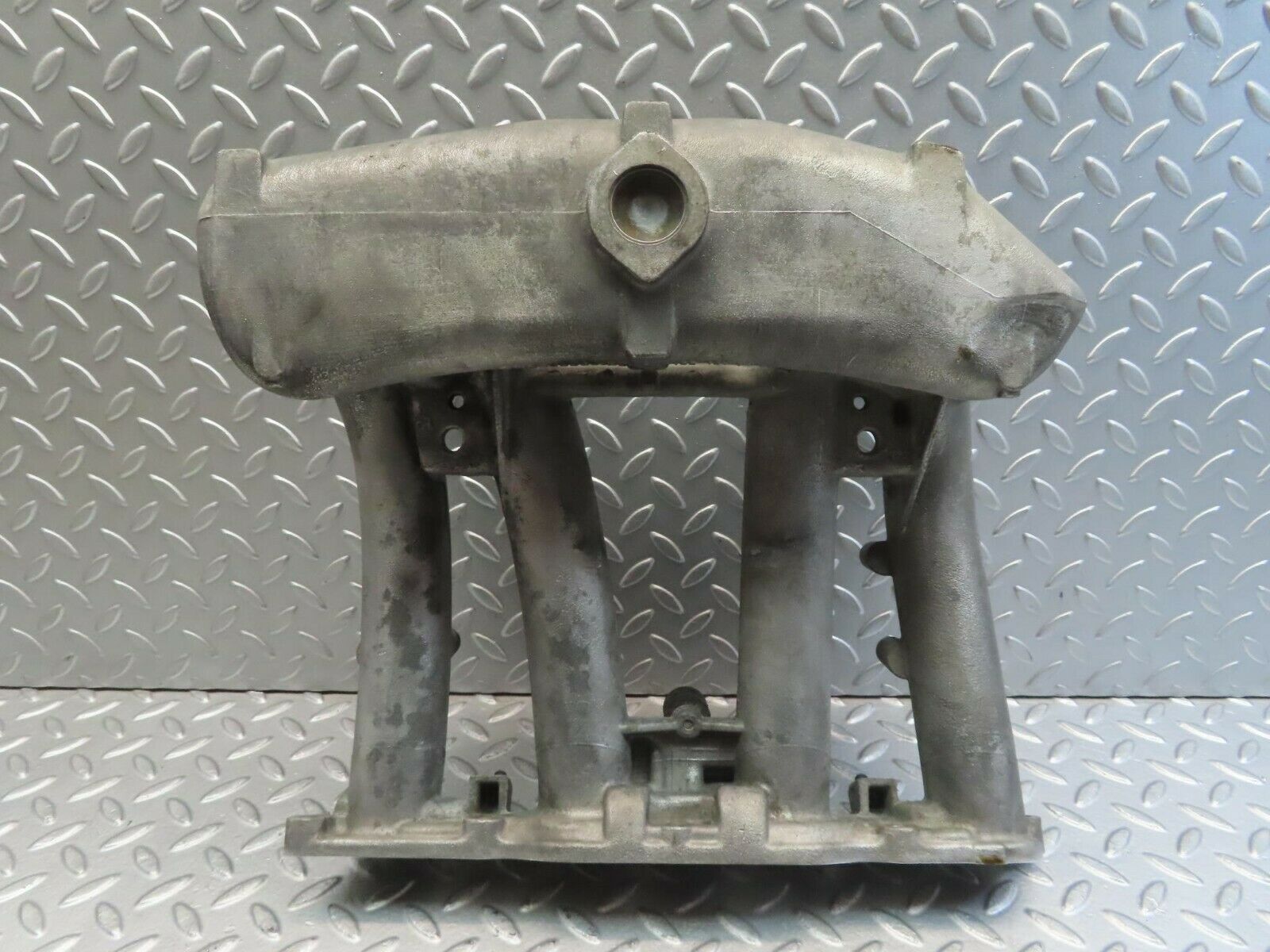 11535 Mercedes-Benz C123 230CE Coupe Intake Manifold 1021410301 1021411190