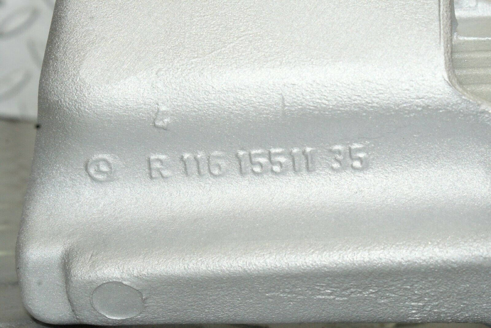 2500 Mercedes-Benz W116 350SE Alternator Generator Bracket Mount 1161551135