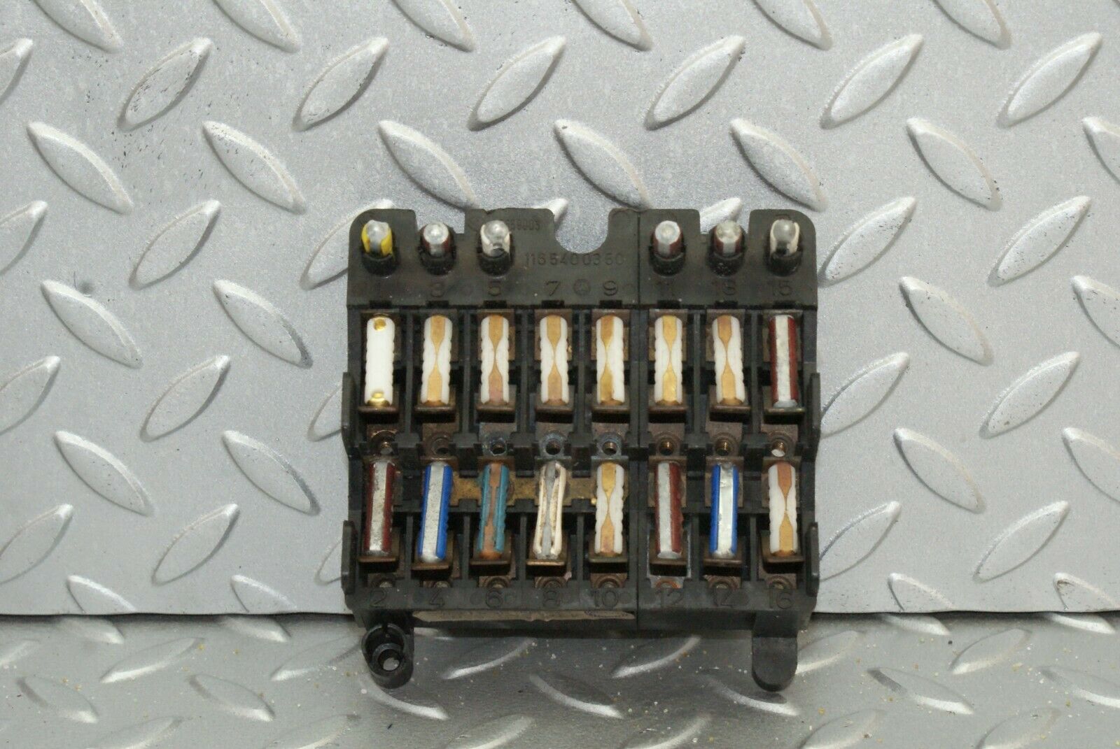 2520 Mercedes-Benz W116 350SE Fuse Box 1165400350