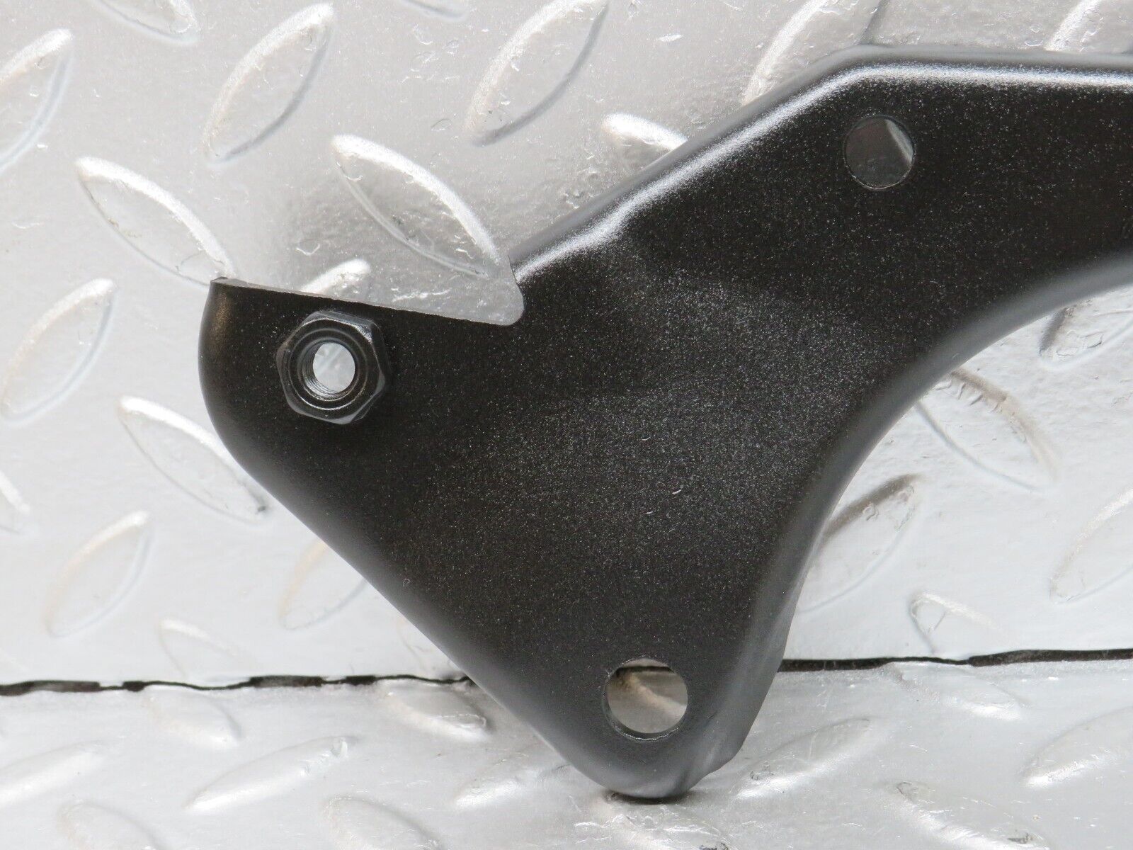 31787 Mercedes-Benz W201 190LE 1.8L Alternator Generator Holder Bracket