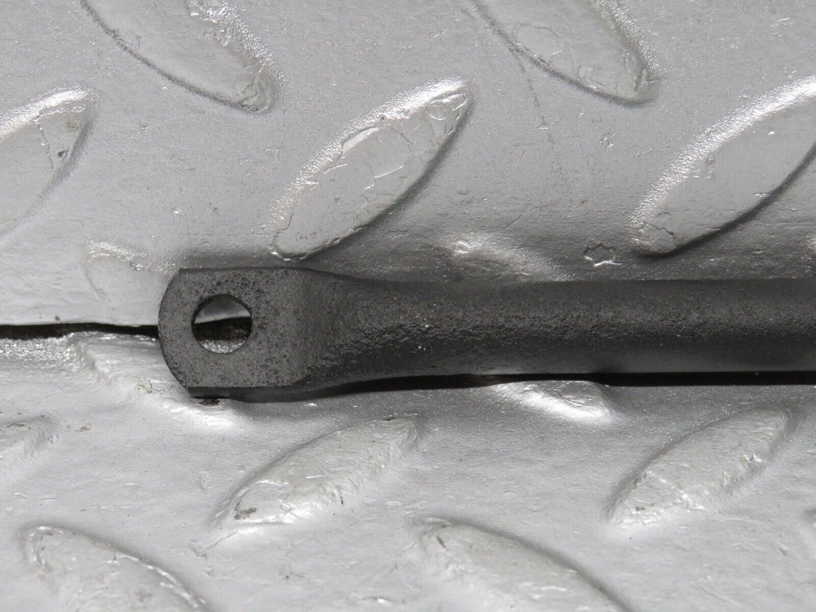 40515 Mercedes-Benz W110 230 Air Intake Manifold Support Bracket