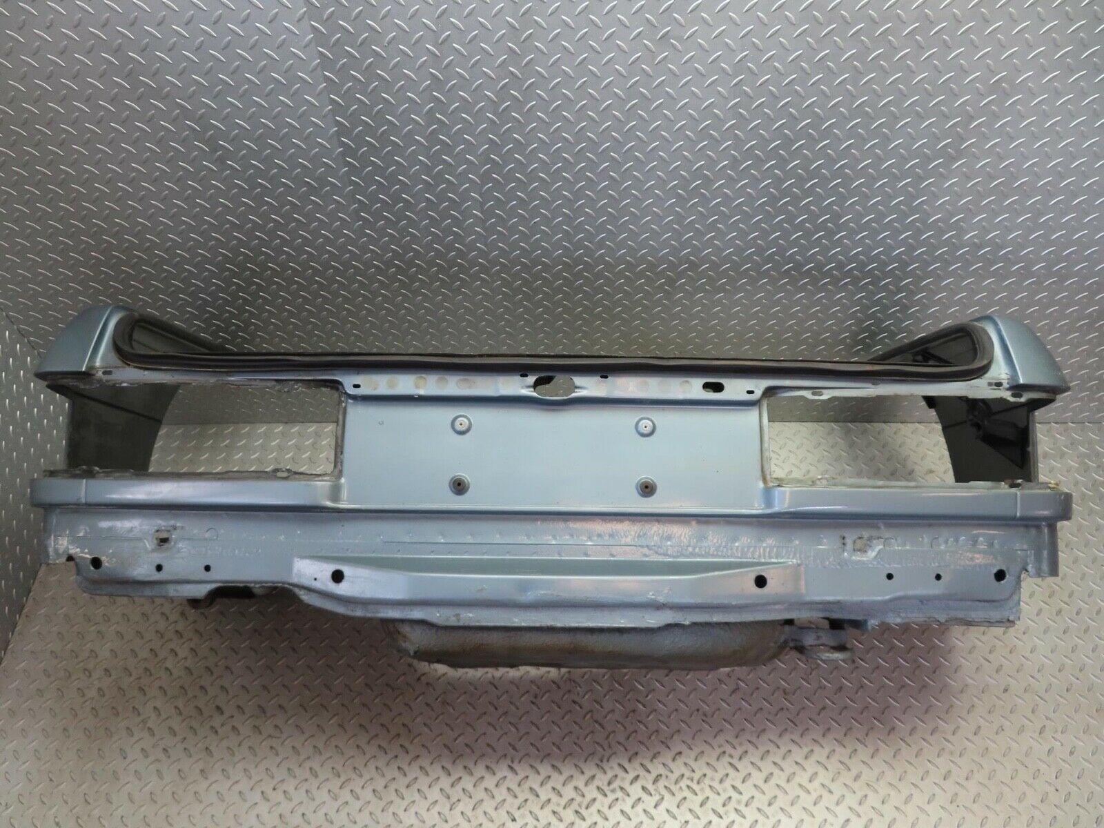 14178 Mercedes-Benz C107 280 SLC Complete Rear Panel