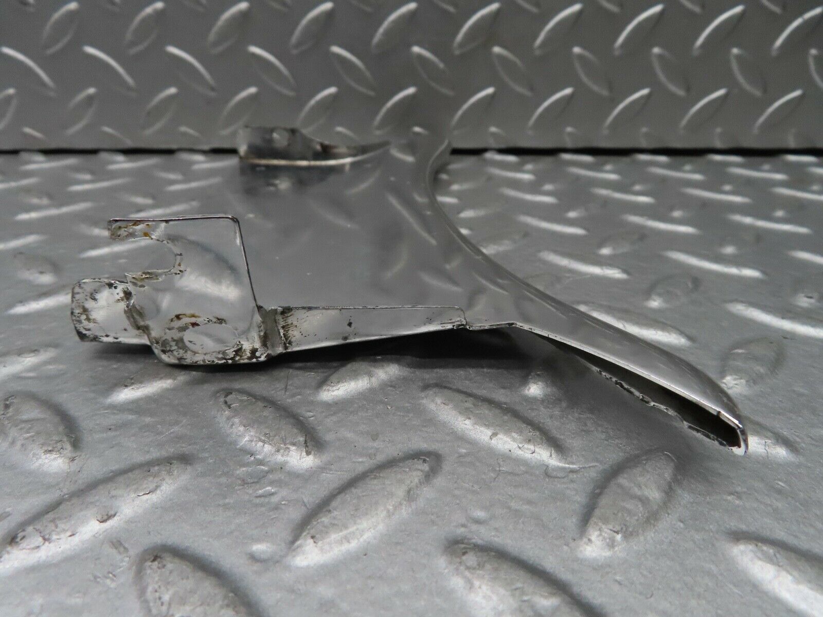 18639 Mercedes-Benz W120 W121 Ponton Air Intake Chrome Cover Right Side