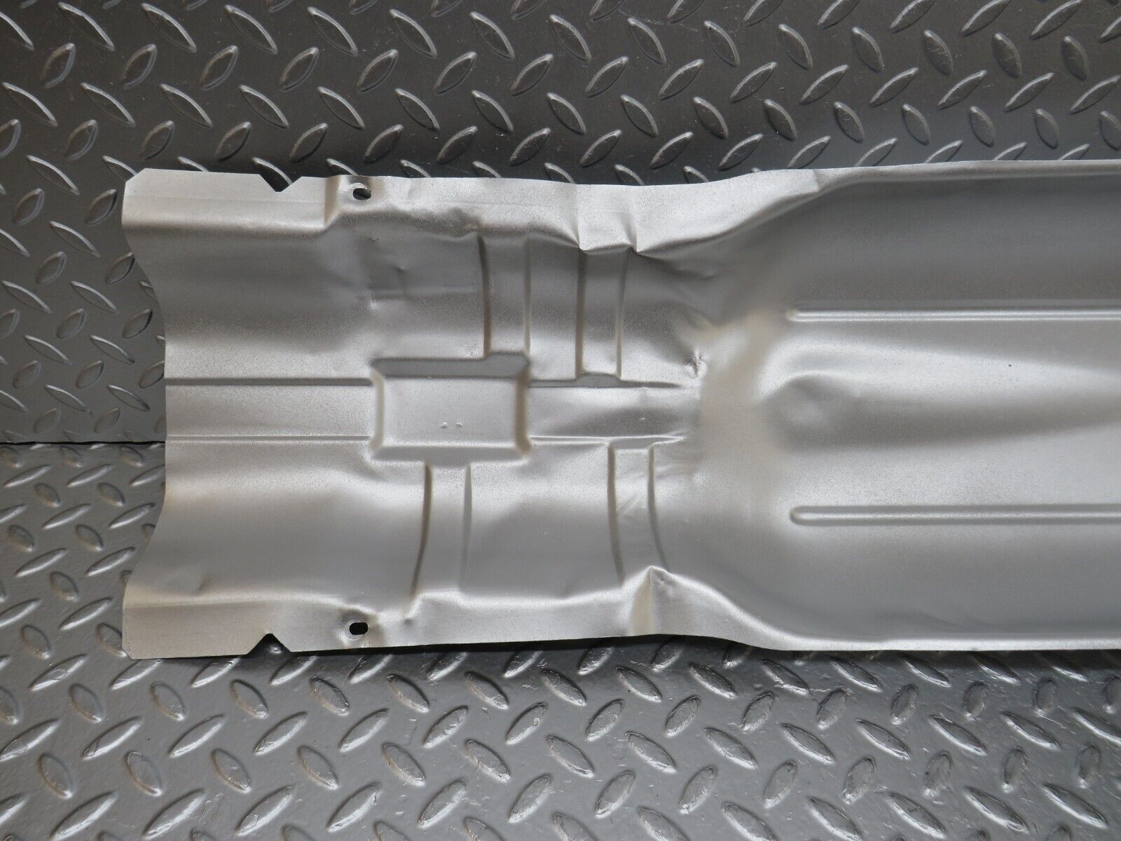 32522 Mercedes-Benz S124 300TE Wagon Exhaust Heat Shield