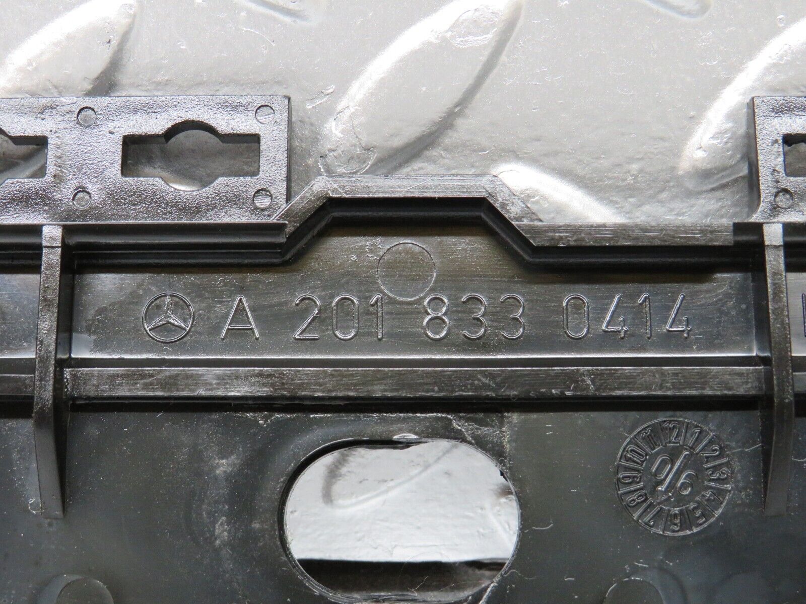 25171 Mercedes-Benz W201 190D Heater Control Switch Holder Panel 2018330414