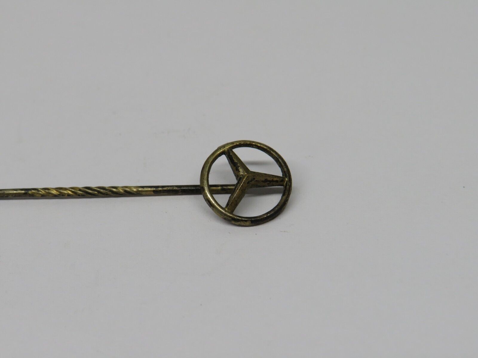 37499 Mercedes-Benz Vintage Lapel Pin Badge