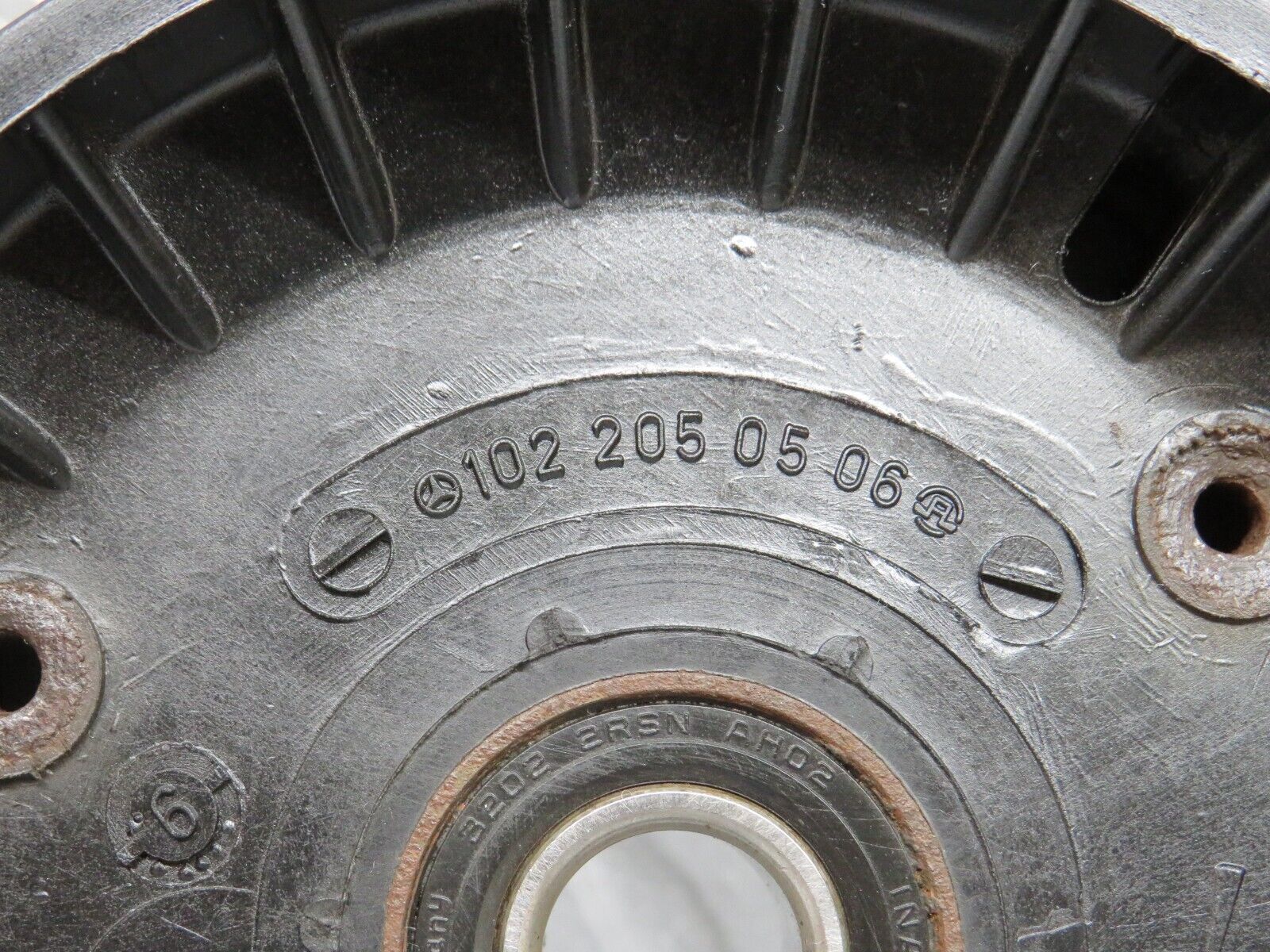 36651 Mercedes-Benz W201 190E 2.0L Engine Cooling Fan 1022050506