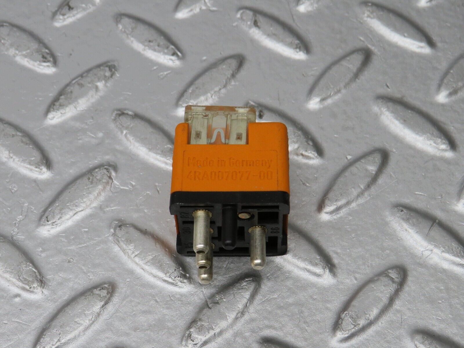 39700 Mercedes-Benz R129 320SL Coupe Overload Relay 0015429719