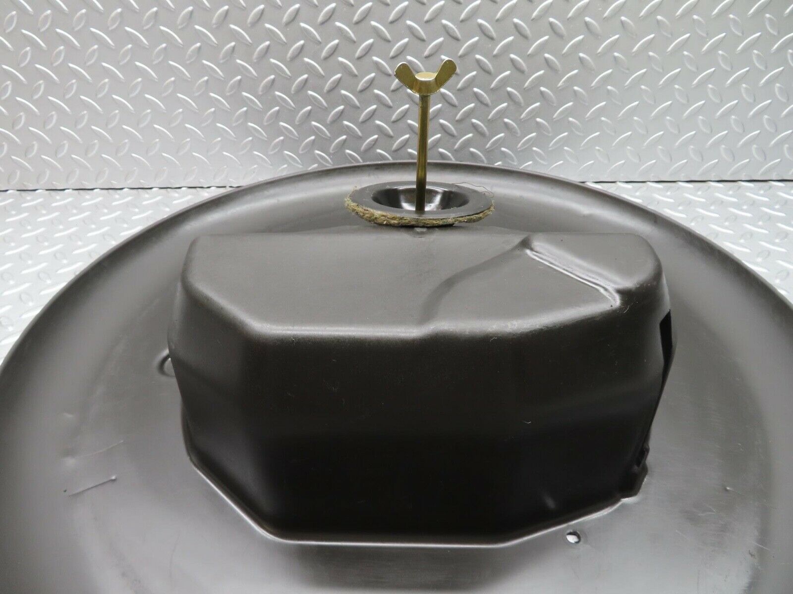 11873 Mercedes-Benz R129 300SL Coupe Spare Wheel Cover 1298900309