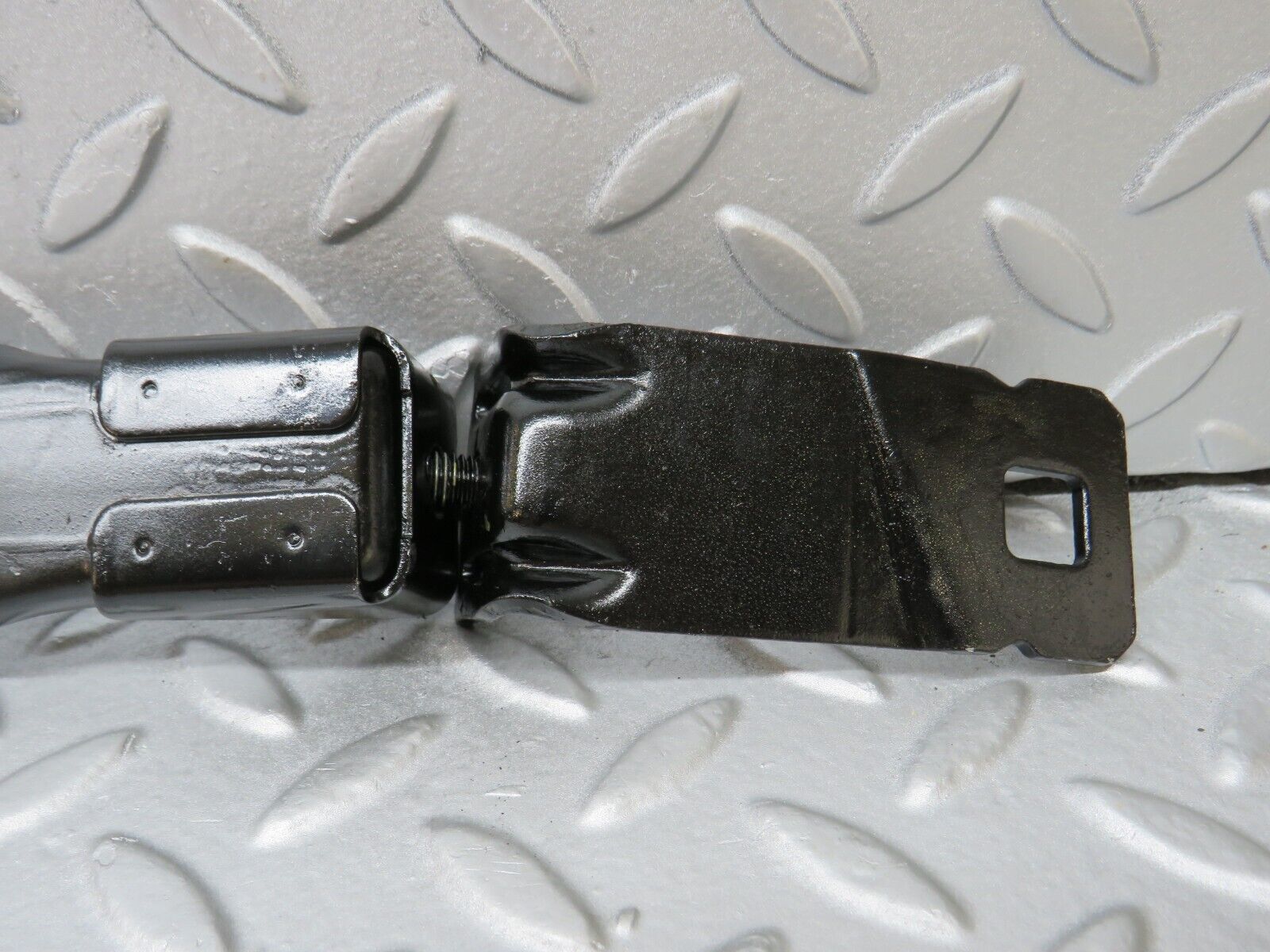 36768 Mercedes-Benz W201 190E 2.0L Fuel Tank Tightening Strap 2014700040