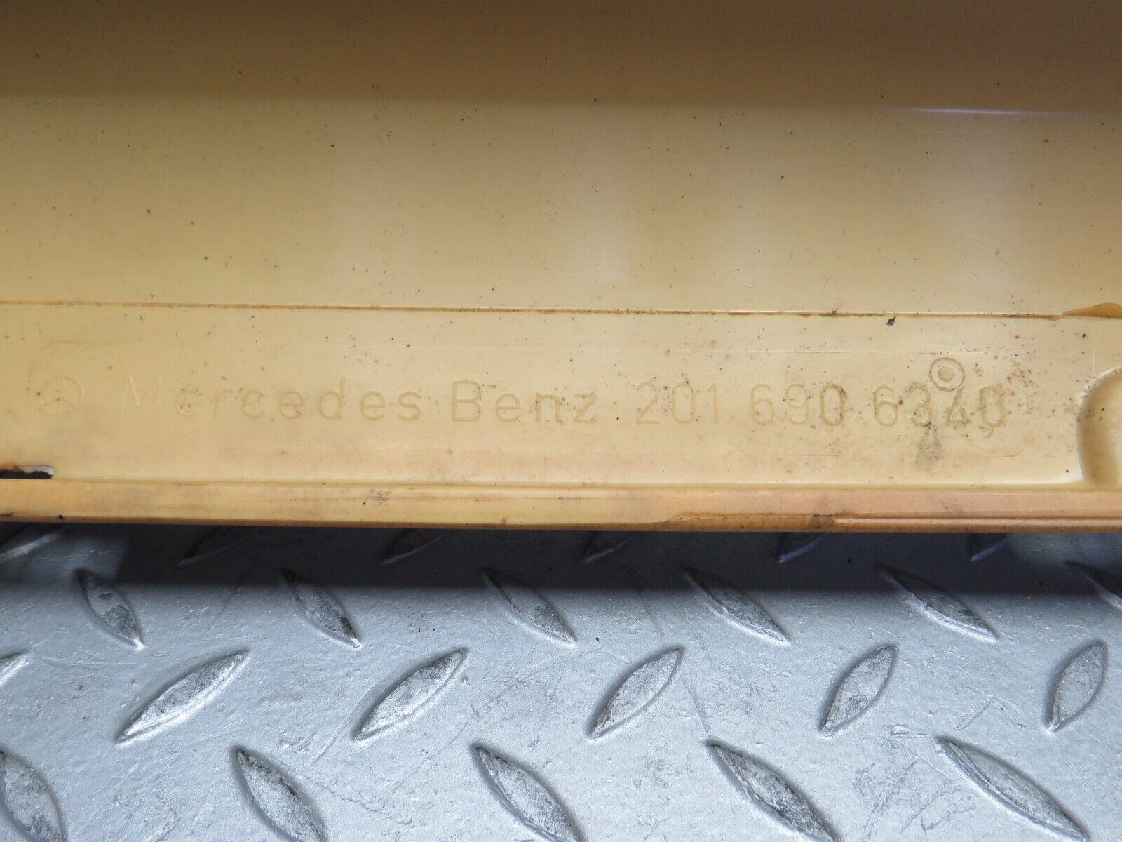 38752 Mercedes-Benz W201 190E 2.6L Side Skirt Left Side 2016906340