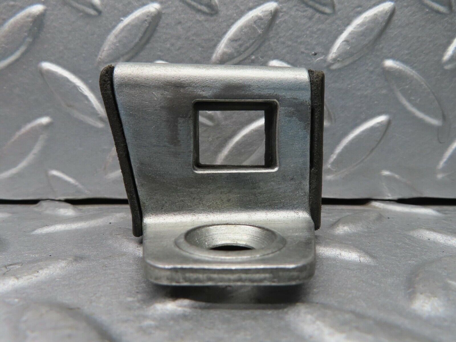 14589 Mercedes-Benz W201 190E Door Lock Latch