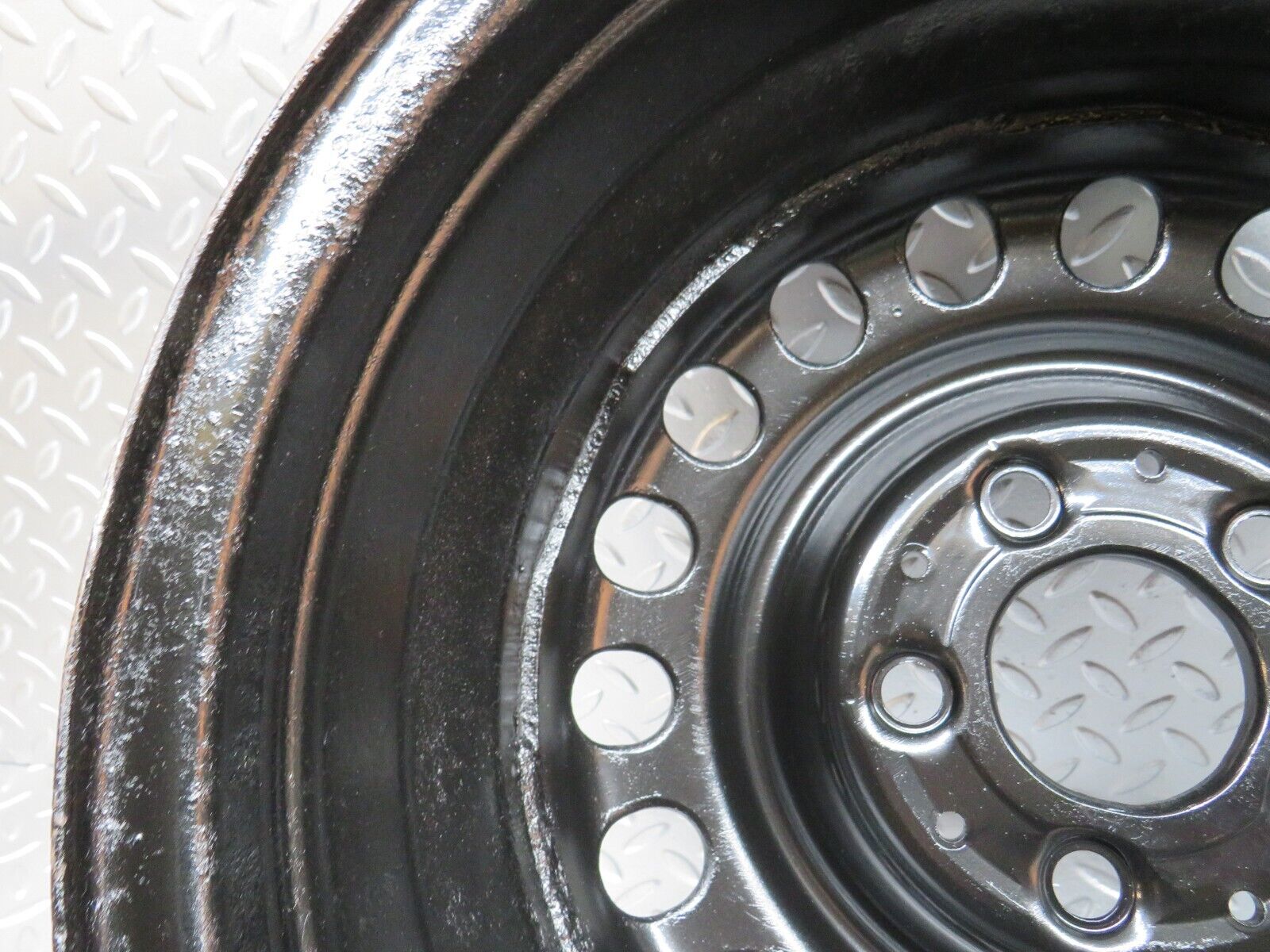 31918 Mercedes-Benz Steel Wheel Set 6.5Jx15H2 ET49 5x112 1244001002