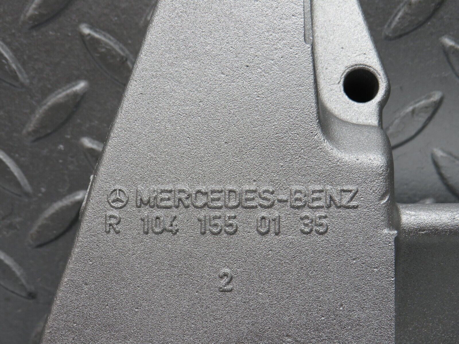 38134 Mercedes-Benz A124 320E Cabriolet Alternator Generator Bracket 1041550135