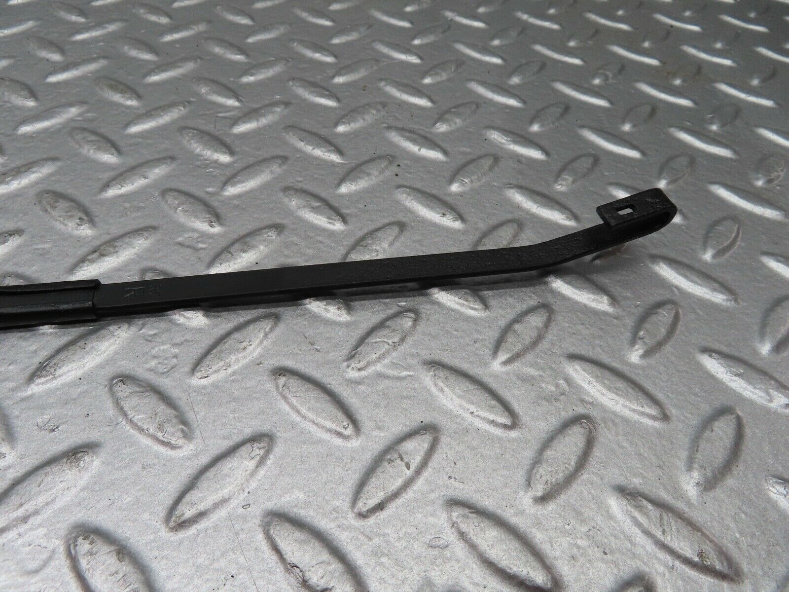 18225 Mercedes-Benz W111 220SE Coupe Wiper Arm Bosch Right Side