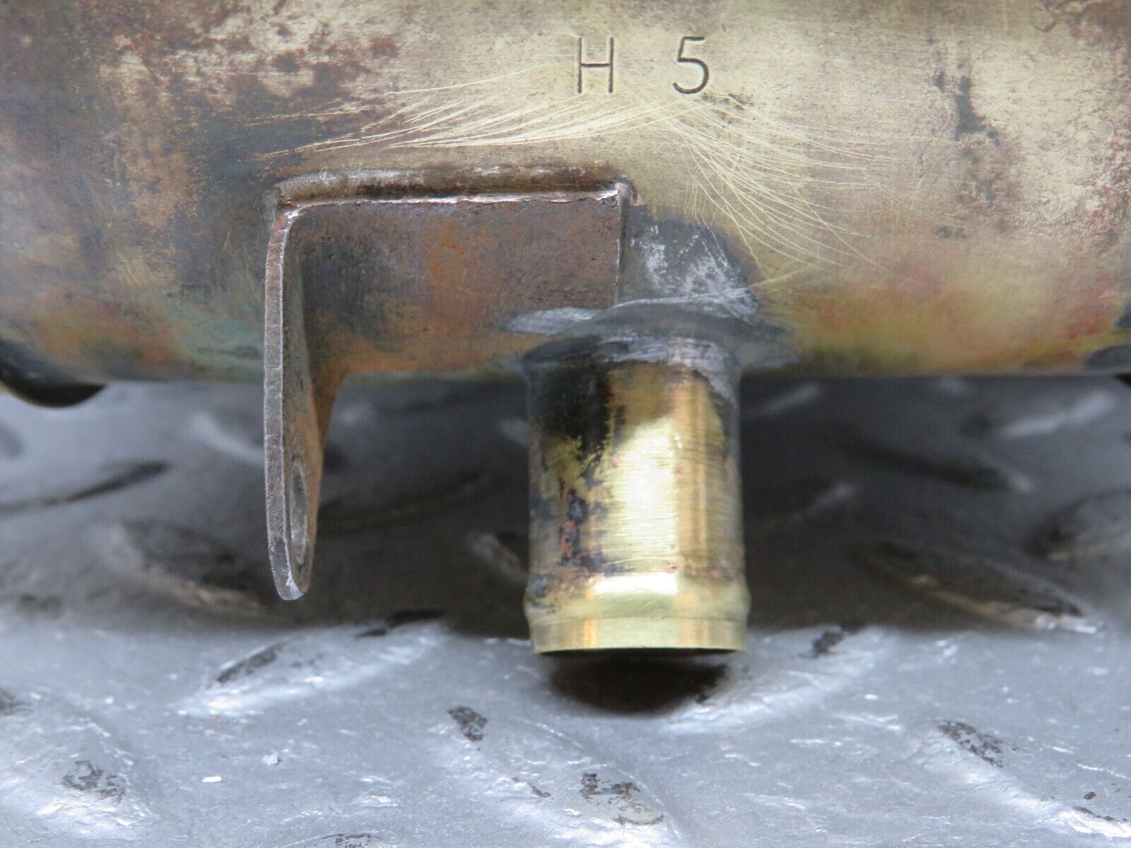 40231 Mercedes-Benz W110 230 Coolant Reservoir Tank 1105000049