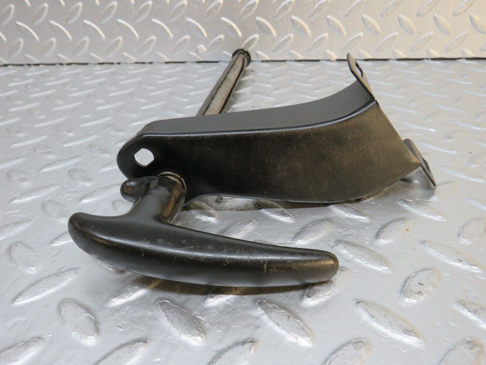 32245 Mercedes-Benz W108 280SE Handbrake Handle Lever