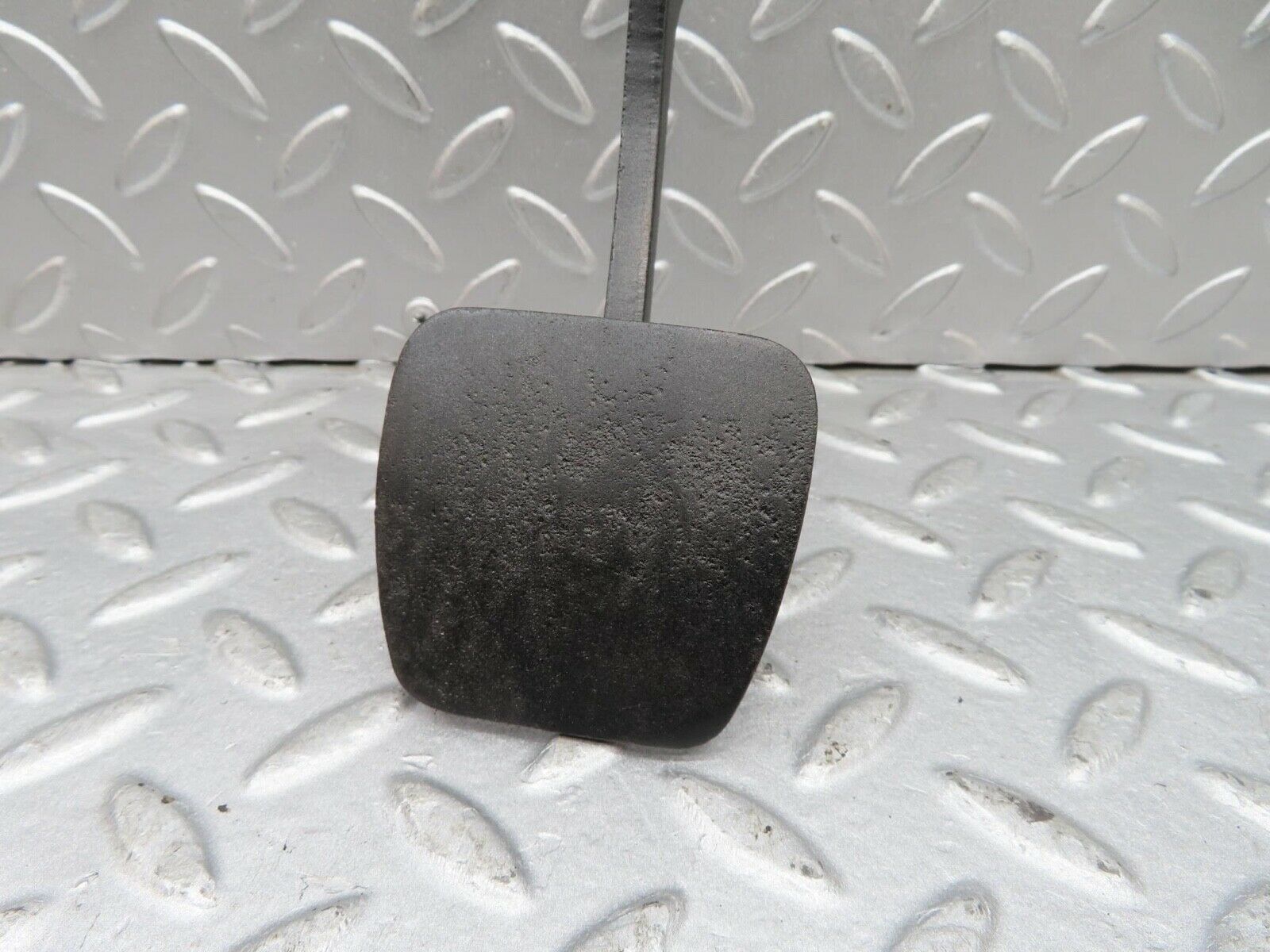 12442 Mercedes-Benz W108 280SE 3.5 Brake Pedal