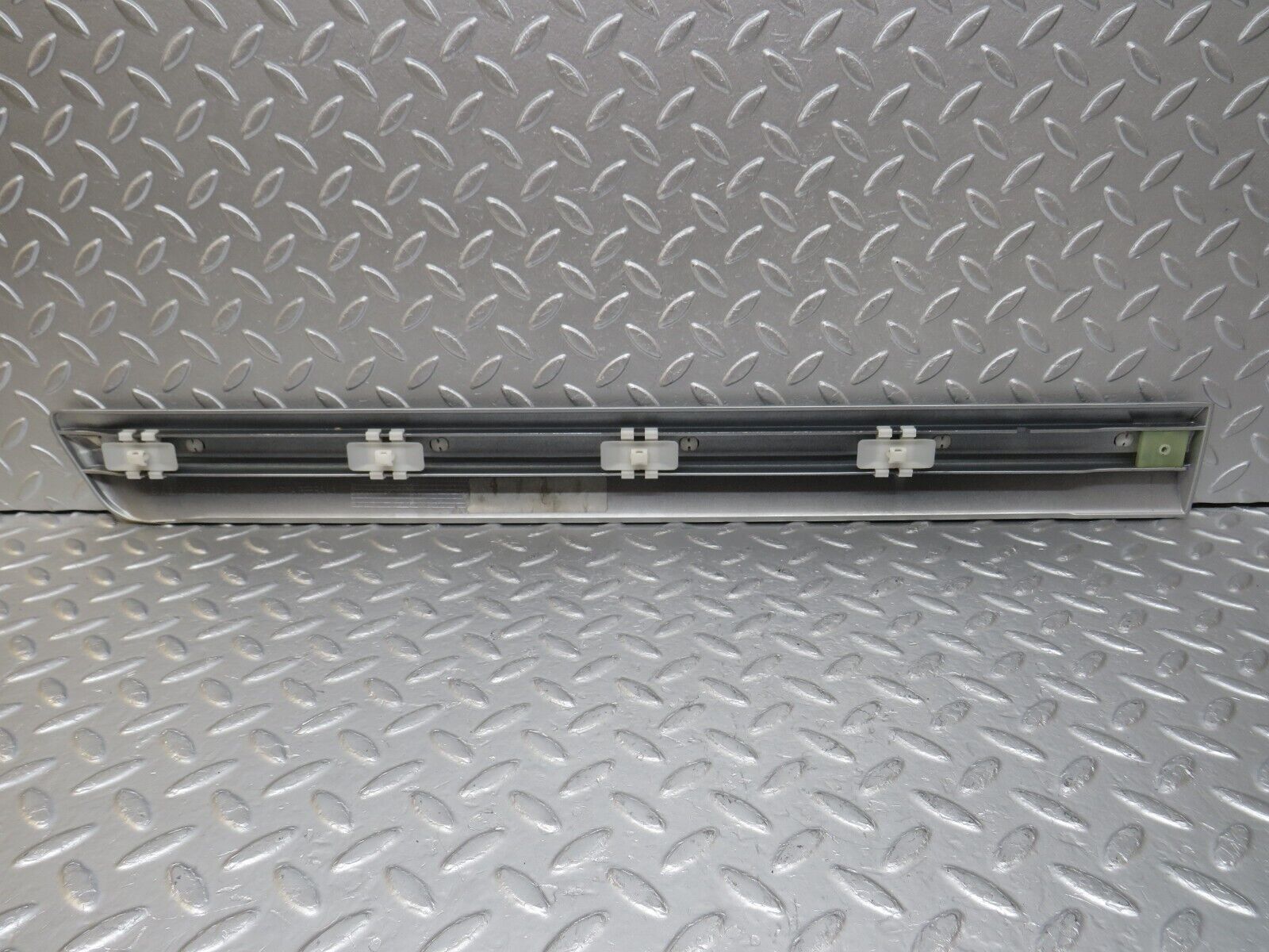 34716 Mercedes-Benz W210 320E Rear Left Door Centre Moulding Trim 2106900582