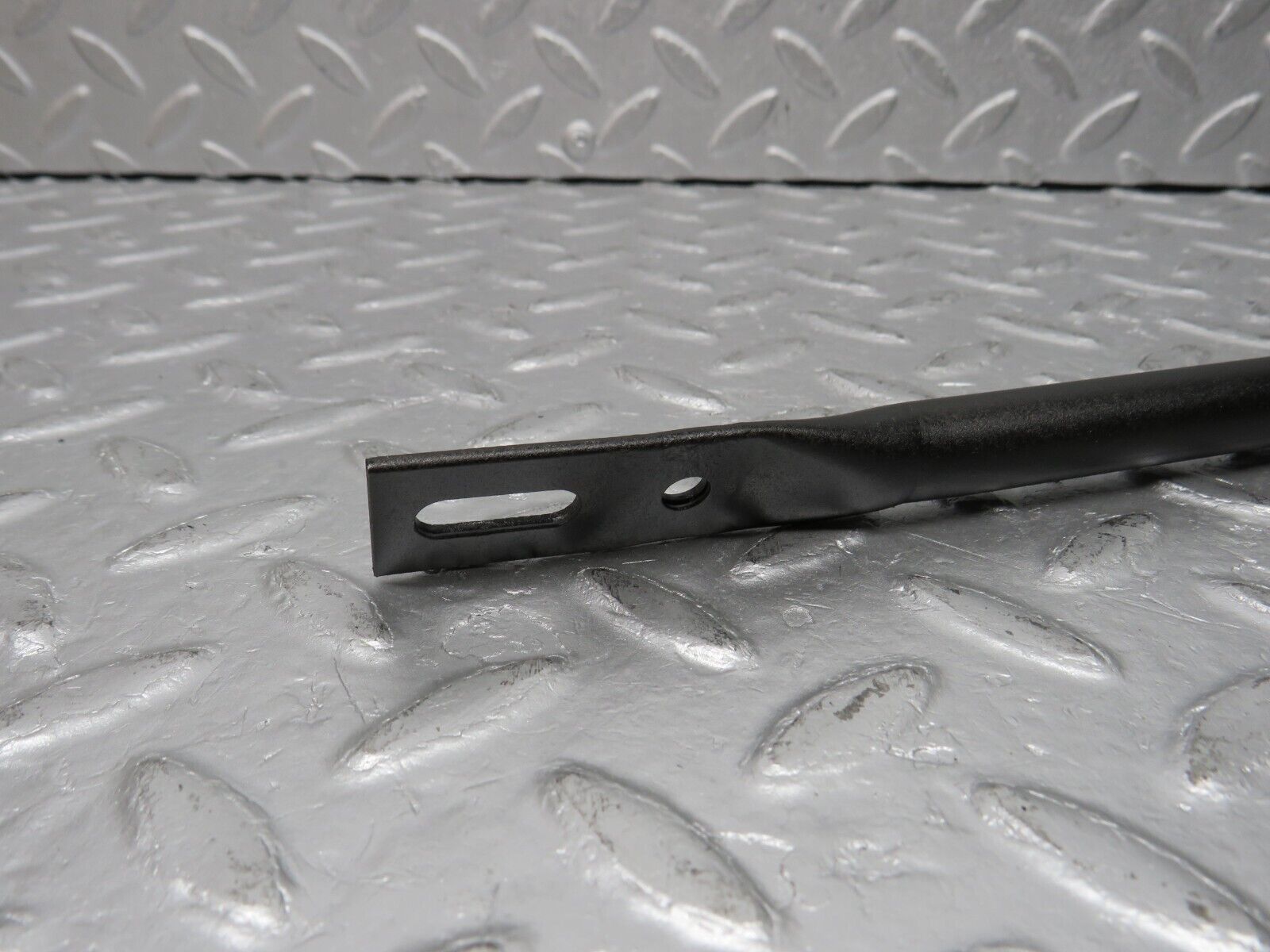 38992 Mercedes-Benz W201 190E 2.6L Front Lock Carrier Panel Reinforcement