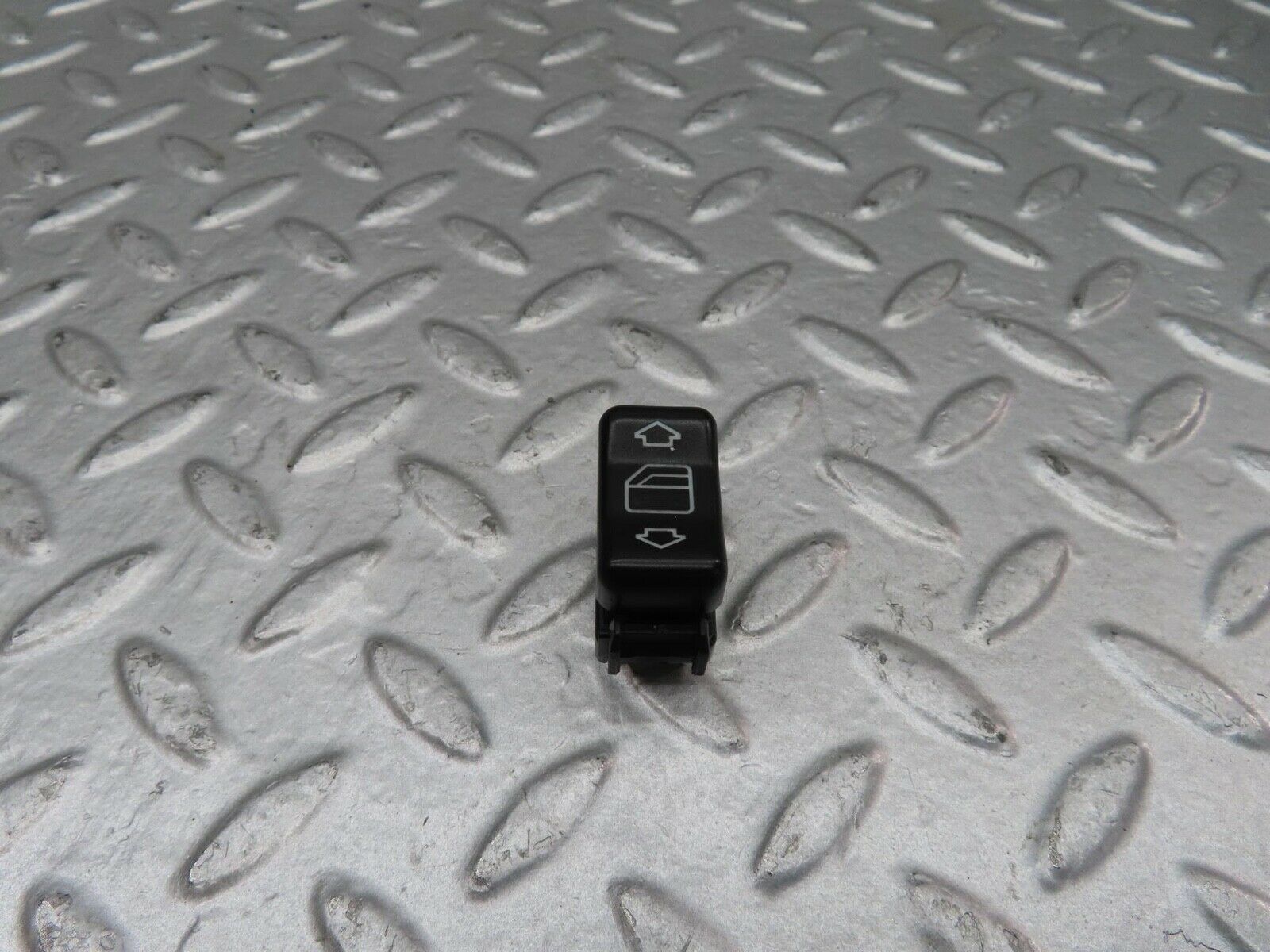 15037 Mercedes-Benz W140 S320 Electric Window Switch Left Side 1408210151