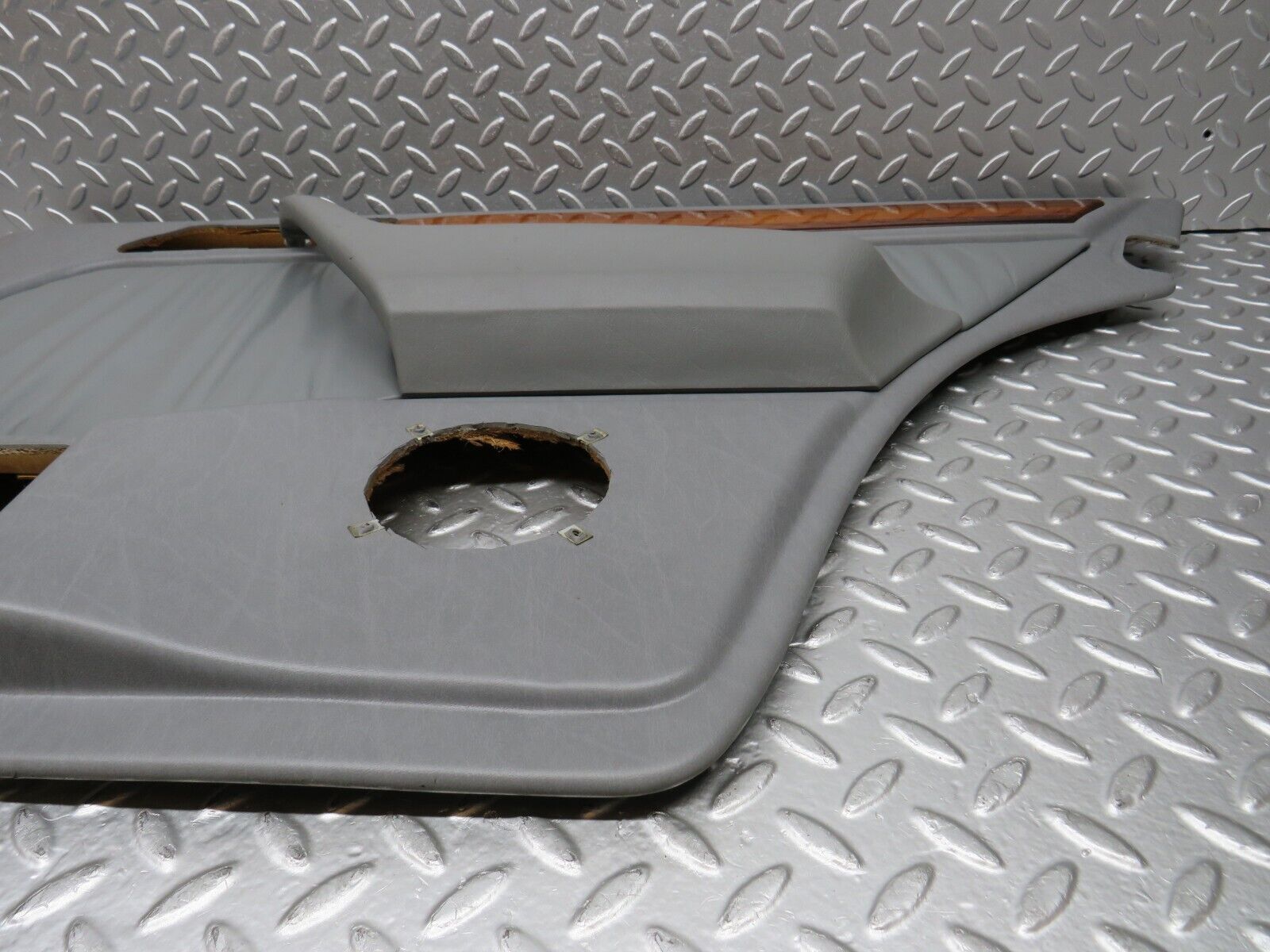 31180 Mercedes-Benz S124 220TE Wagon Rear Right Door Card Grey