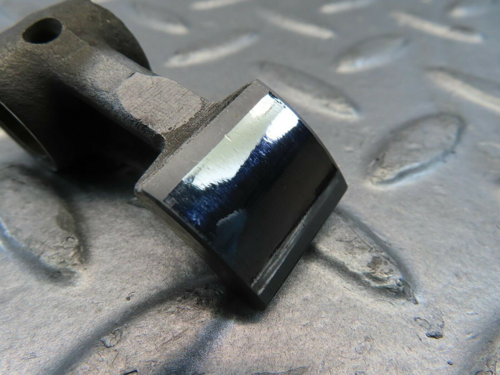 10978 Mercedes-Benz W115 220D Rocker Arm