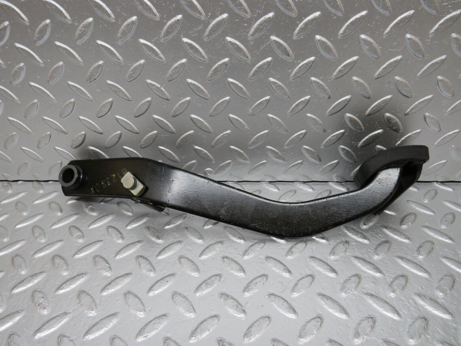 31351 Mercedes-Benz S124 220TE Wagon Brake Pedal With Rubber 2012920082