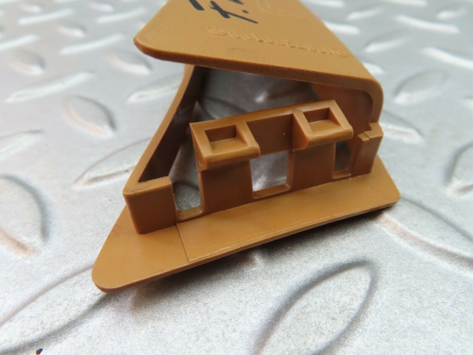 6040 Mercedes-Benz W126 380SE Front Left Door Panel Door Vents 1267270188