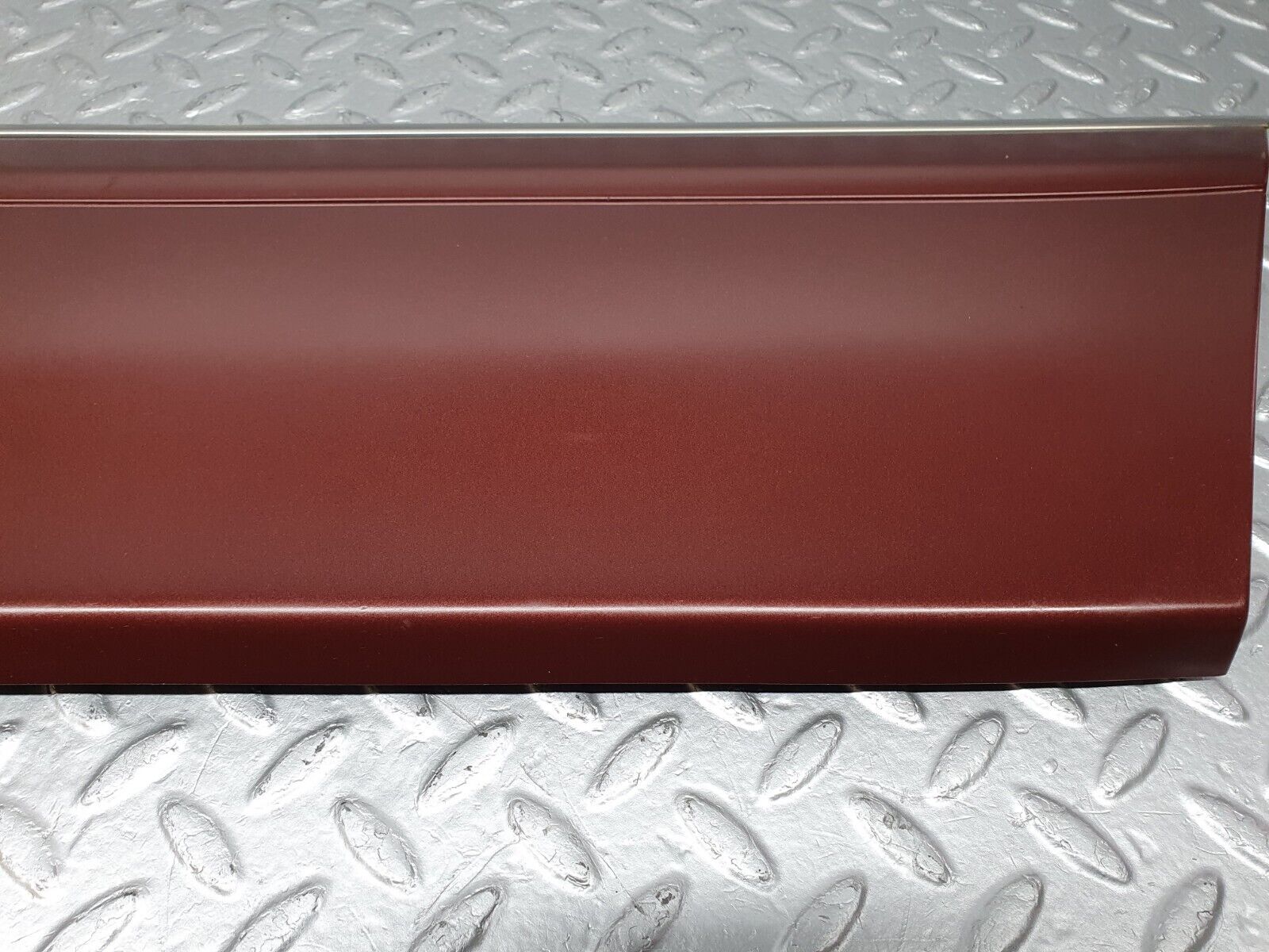 40941 Mercedes-Benz W126 300SE Rear Left Door Moulding Trim 1266903940