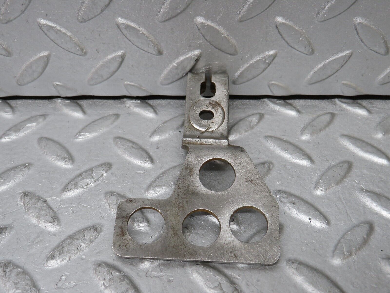 37664 Mercedes-Benz W109 300SEL Automatic Gearbox Linkage