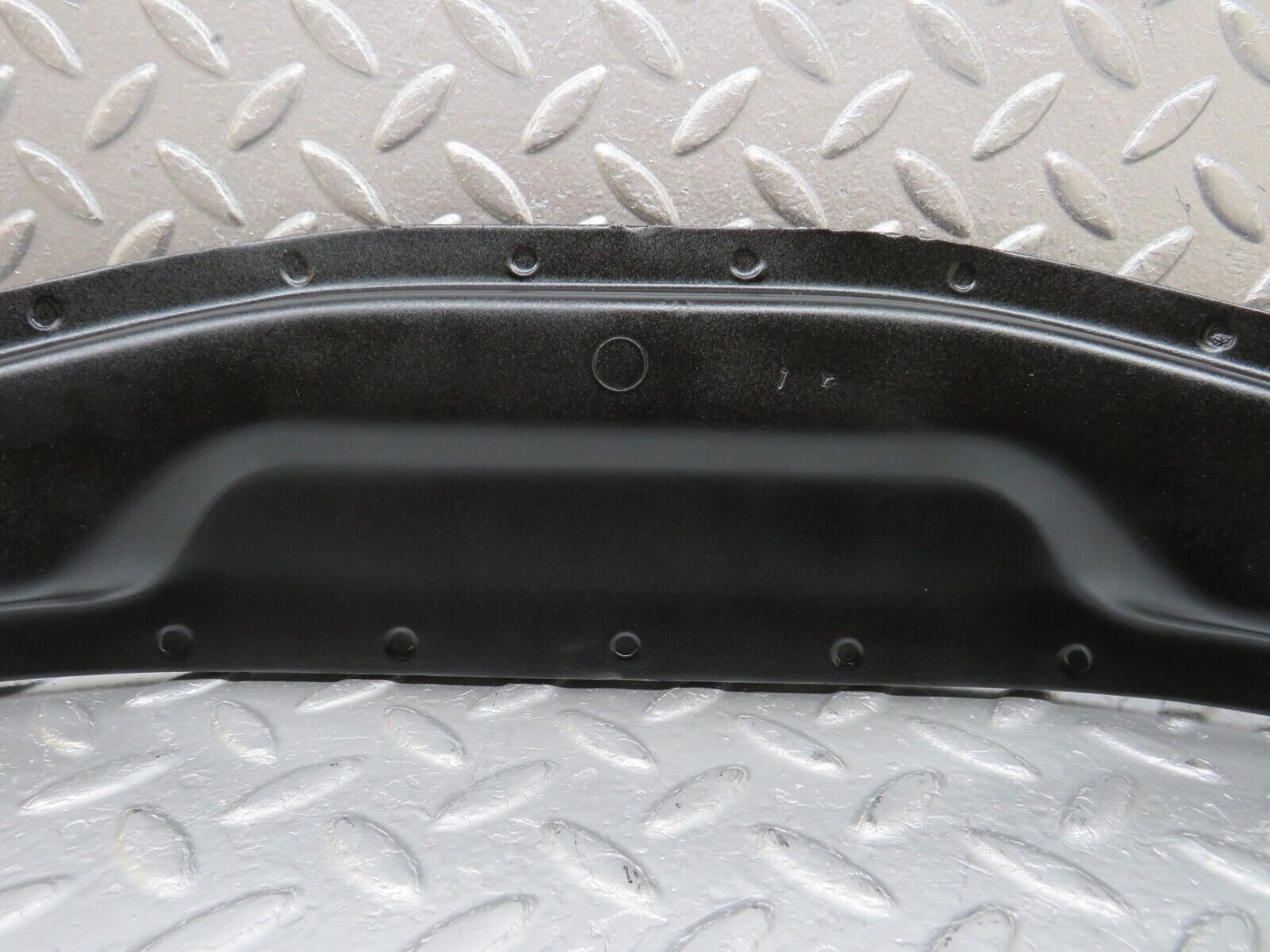 34650 Mercedes-Benz C126 380SEC Coupe Gearbox Mount Bracket