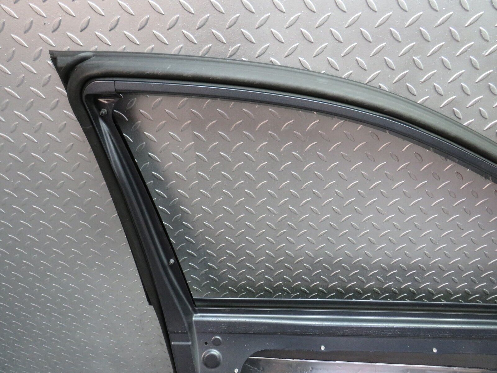 35089 Mercedes-Benz W221 Front Left Aluminium Door