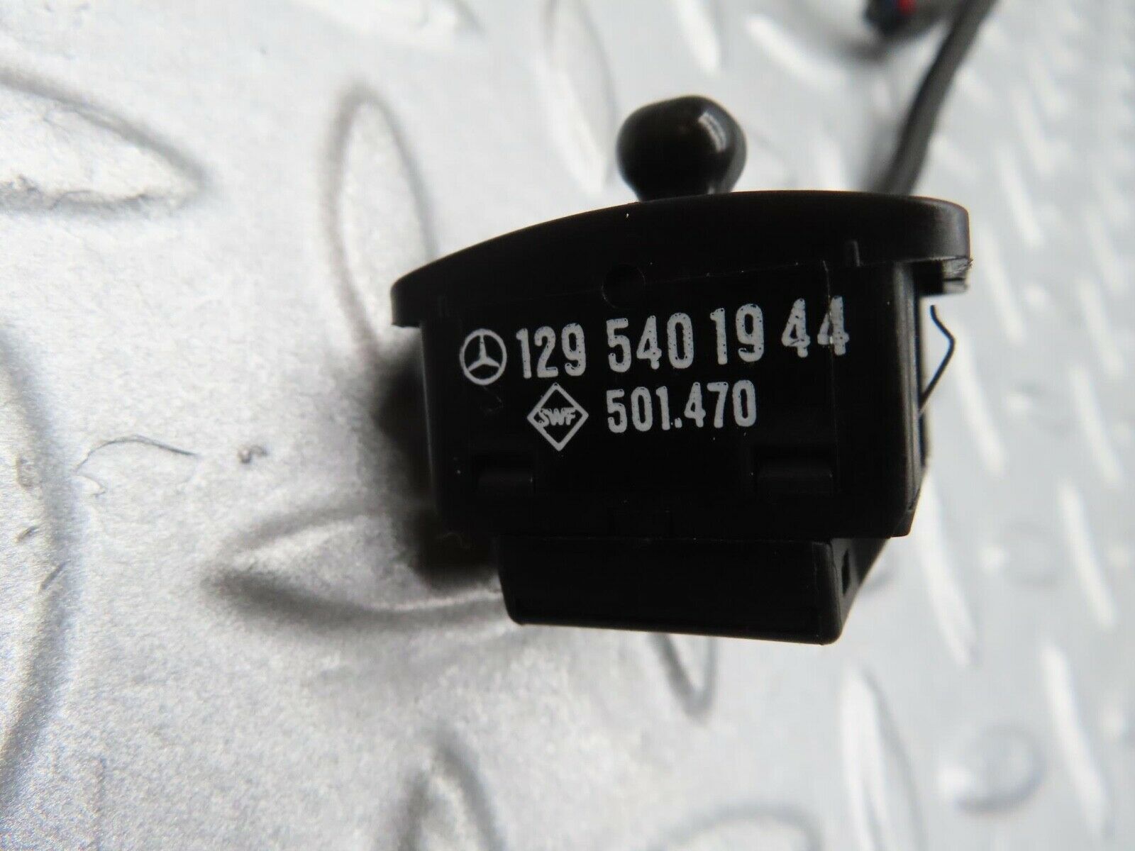 12044 Mercedes-Benz R129 300SL Coupe Steering Column Adjuster Switch