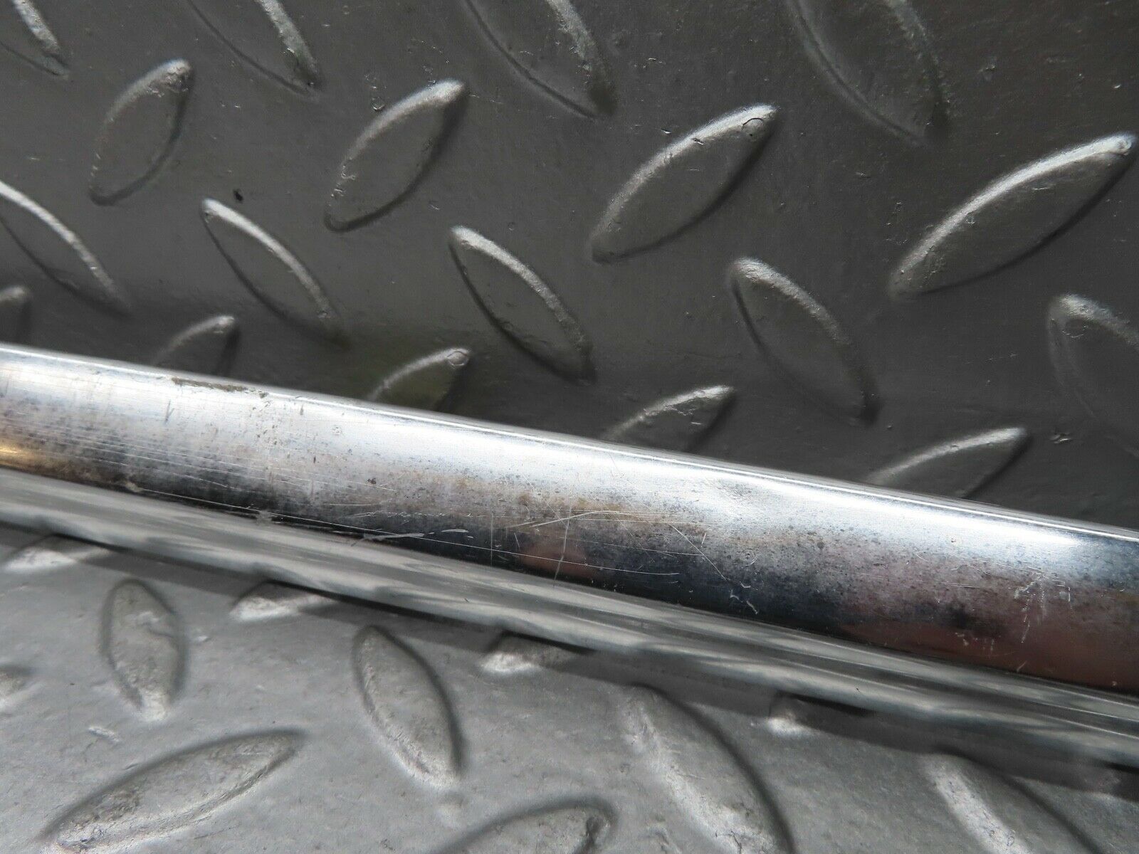 20822 Mercedes-Benz W114 250CE Coupe Right Door Chrome Moulding Trim